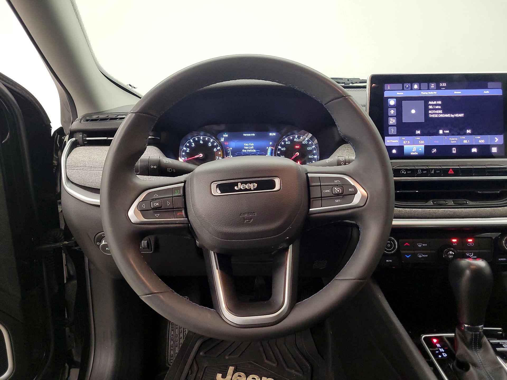 Thumbnail: 2022 Jeep Compass - 10