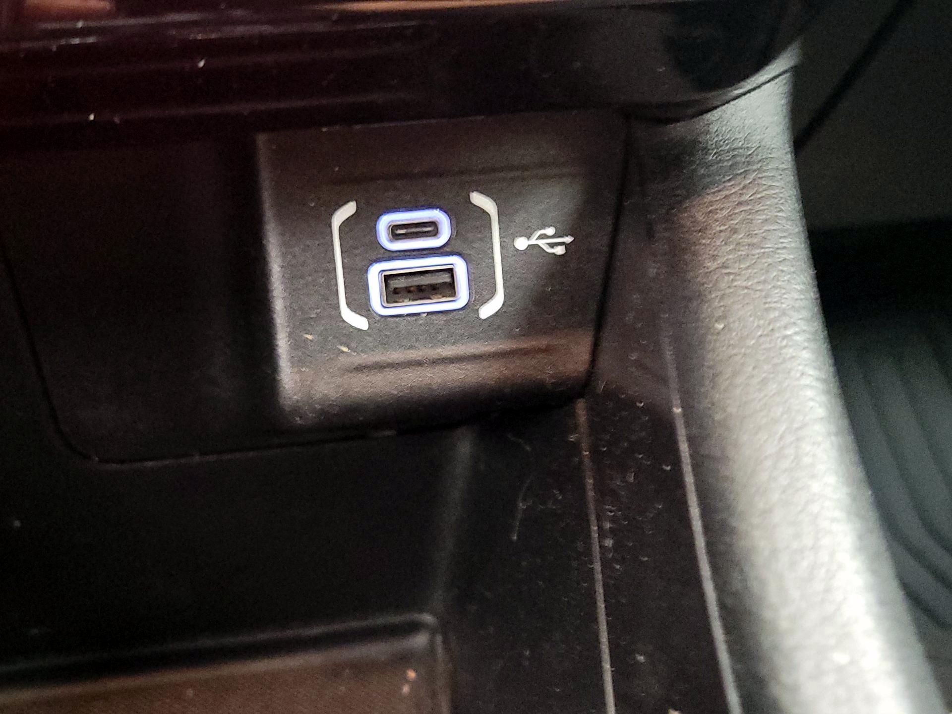 Thumbnail: 2022 Jeep Compass - 18