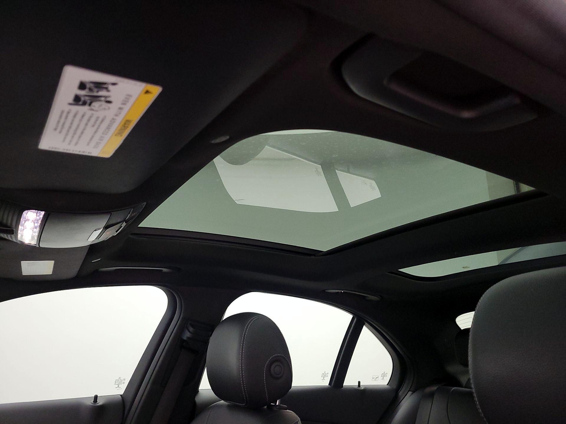 Thumbnail: 2021 Mercedes-Benz C-Class - 19