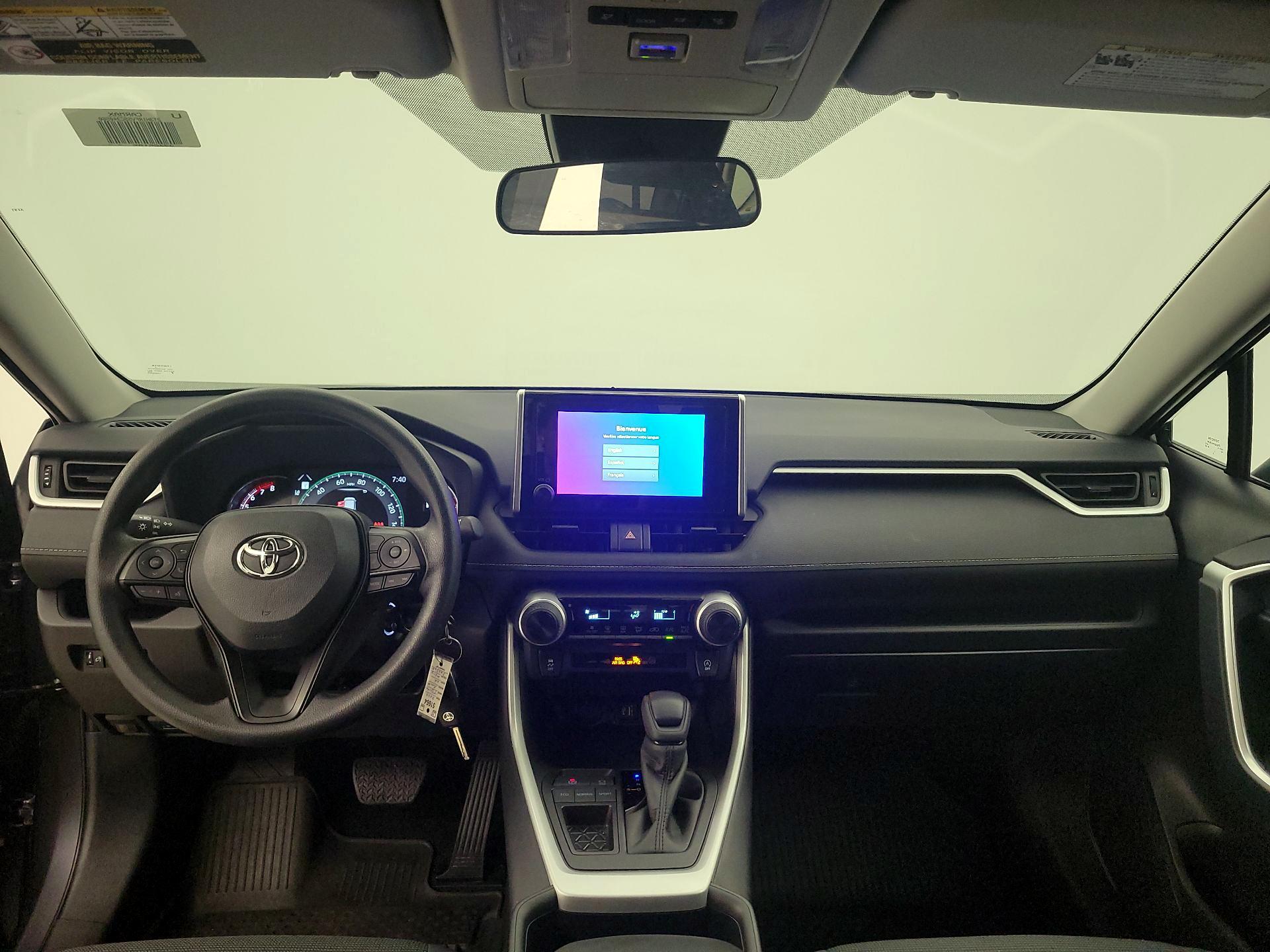 Thumbnail: 2025 Toyota RAV4 - 9