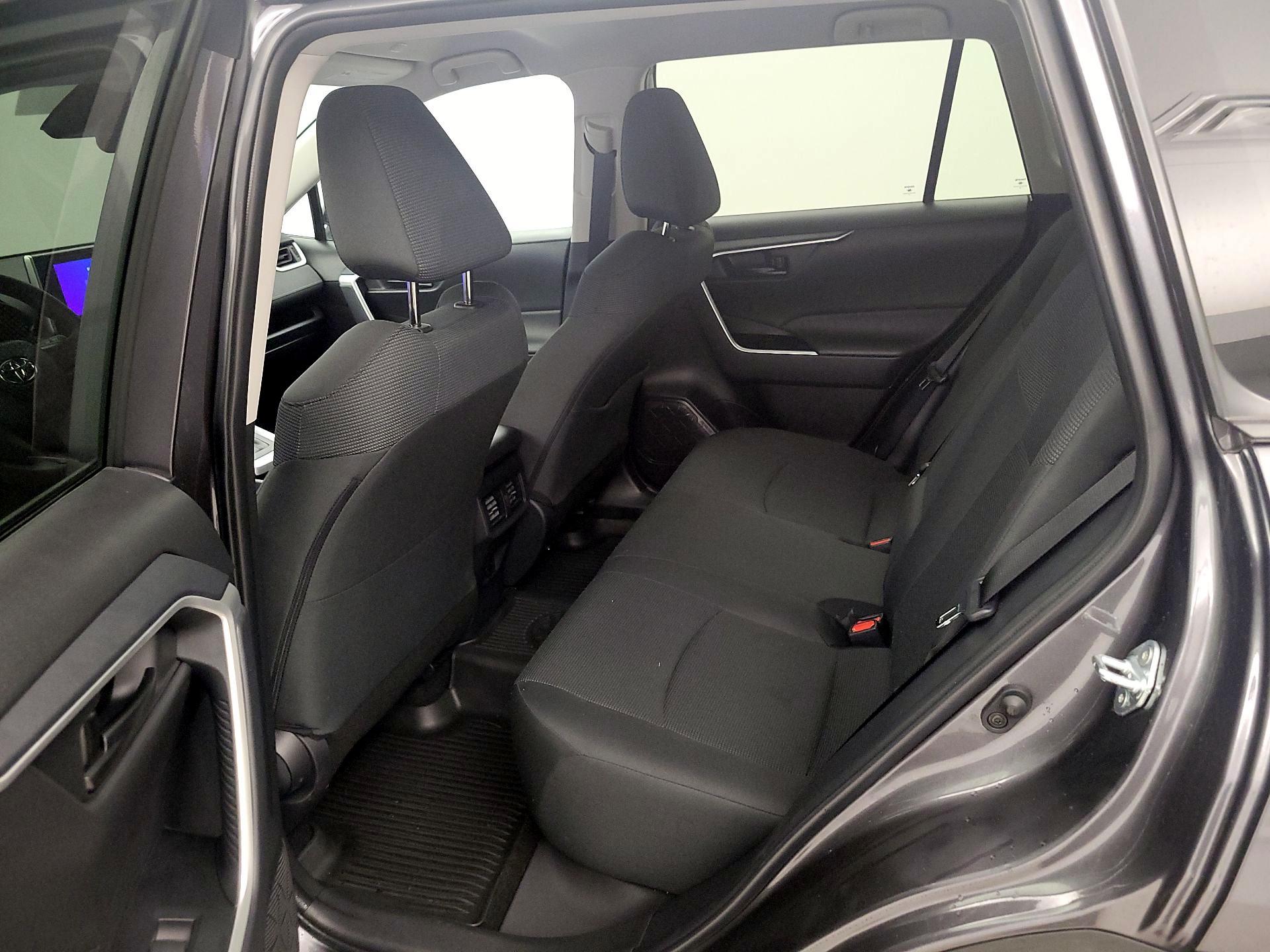 Thumbnail: 2025 Toyota RAV4 - 19