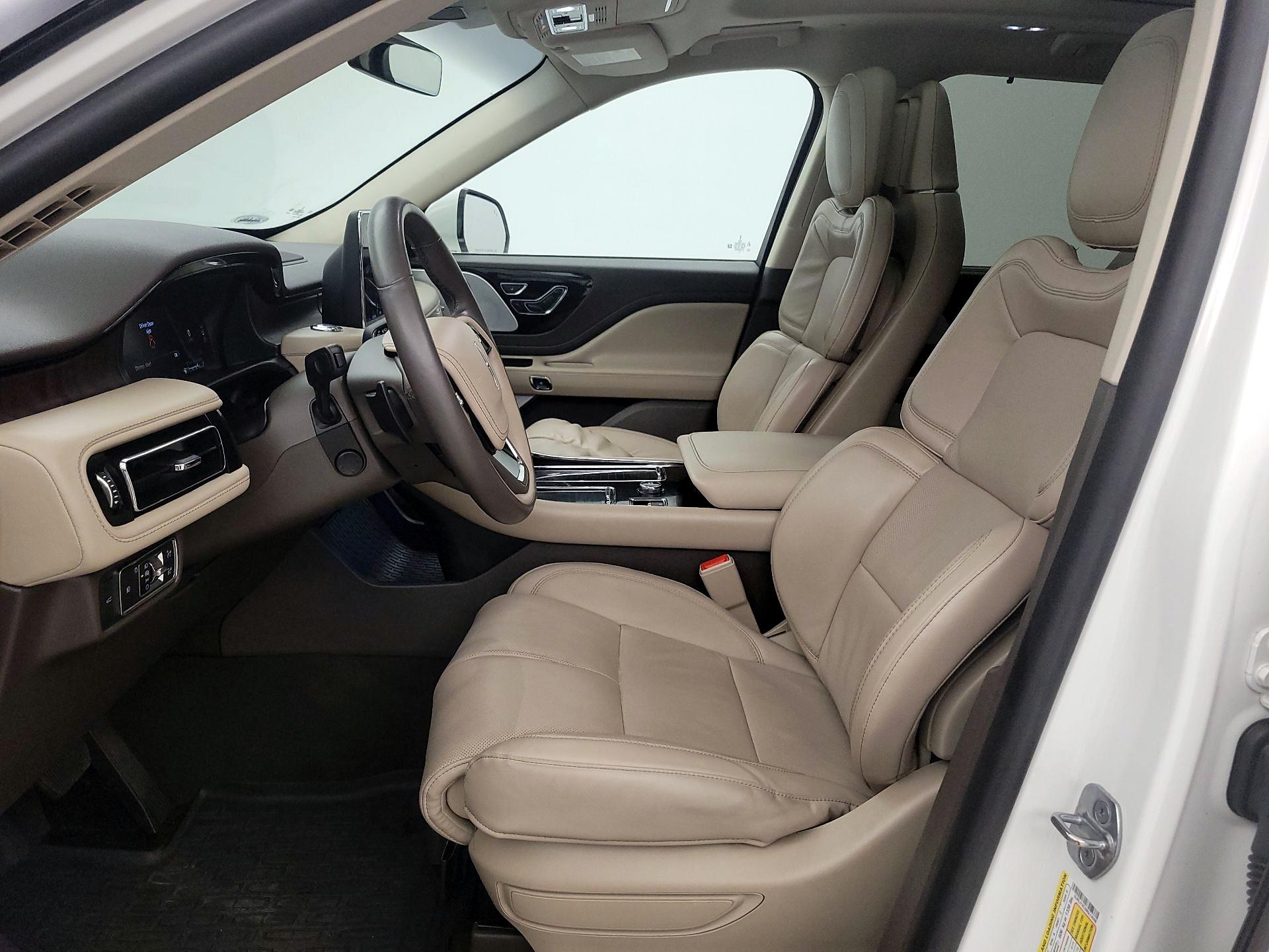 Thumbnail: 2021 Lincoln Aviator - 11