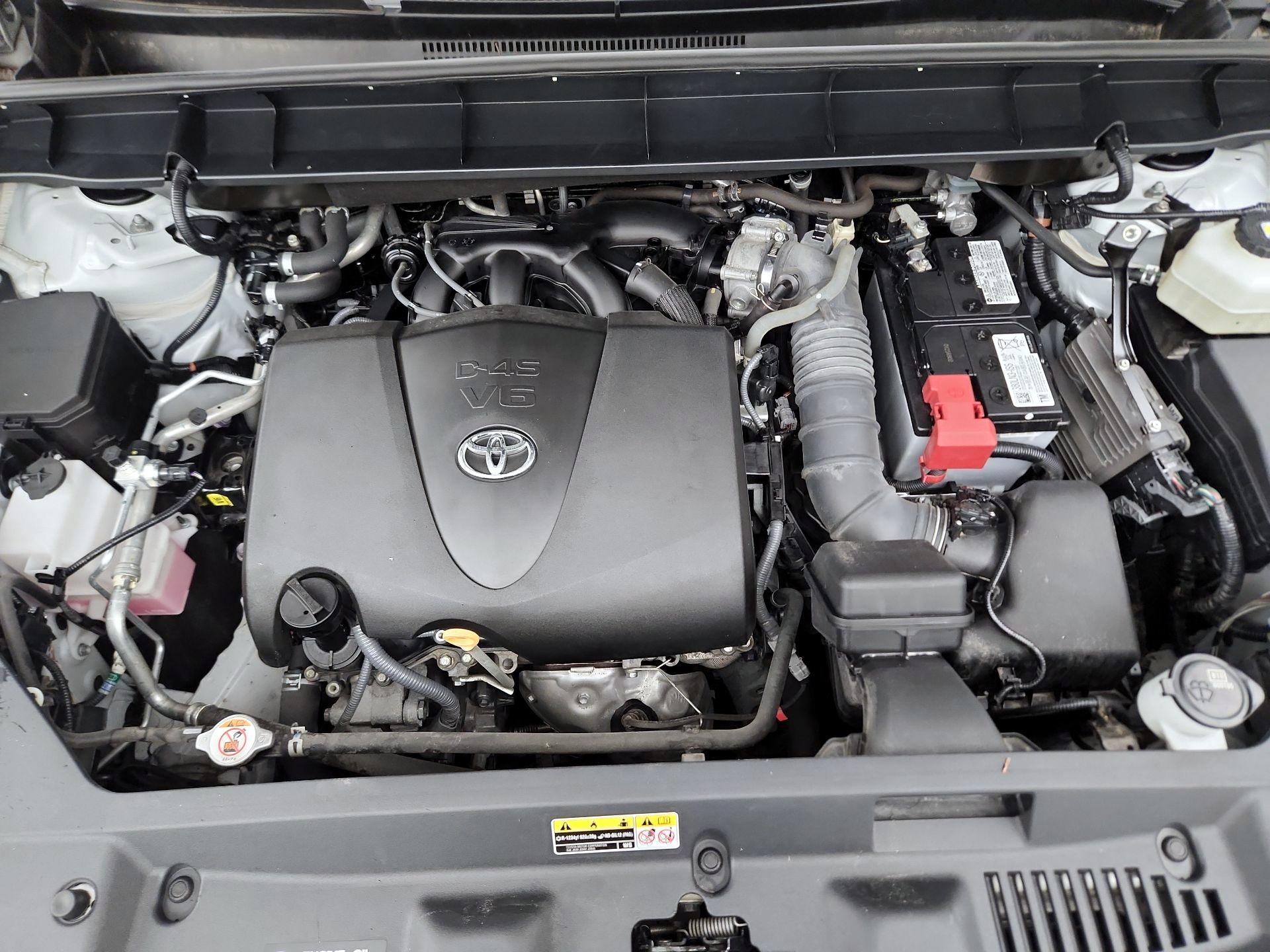 Thumbnail: 2021 Toyota Highlander - 19