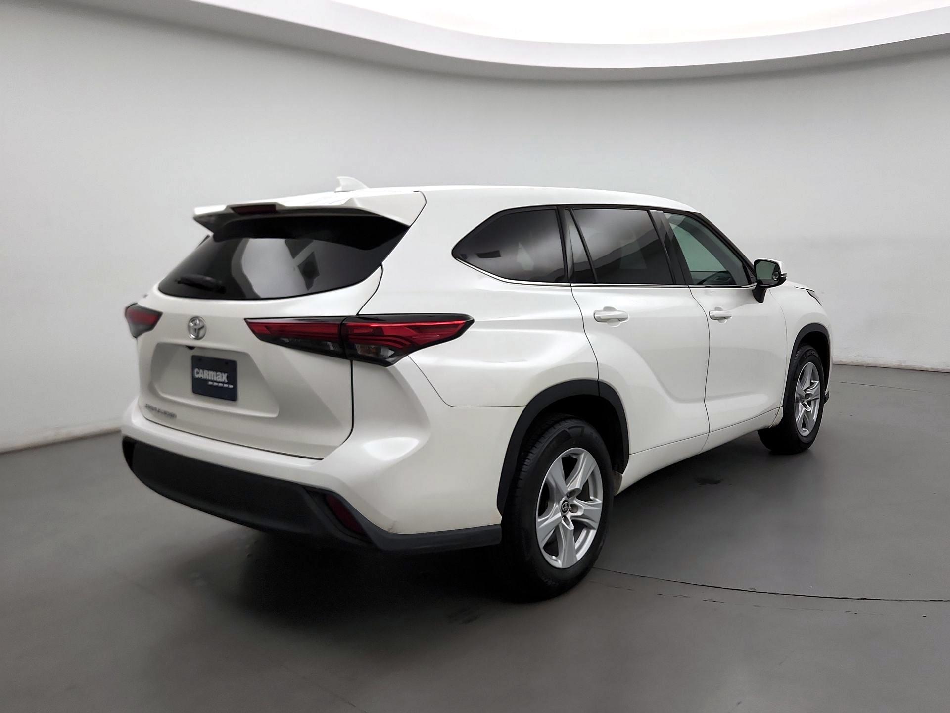 Thumbnail: 2021 Toyota Highlander - 5