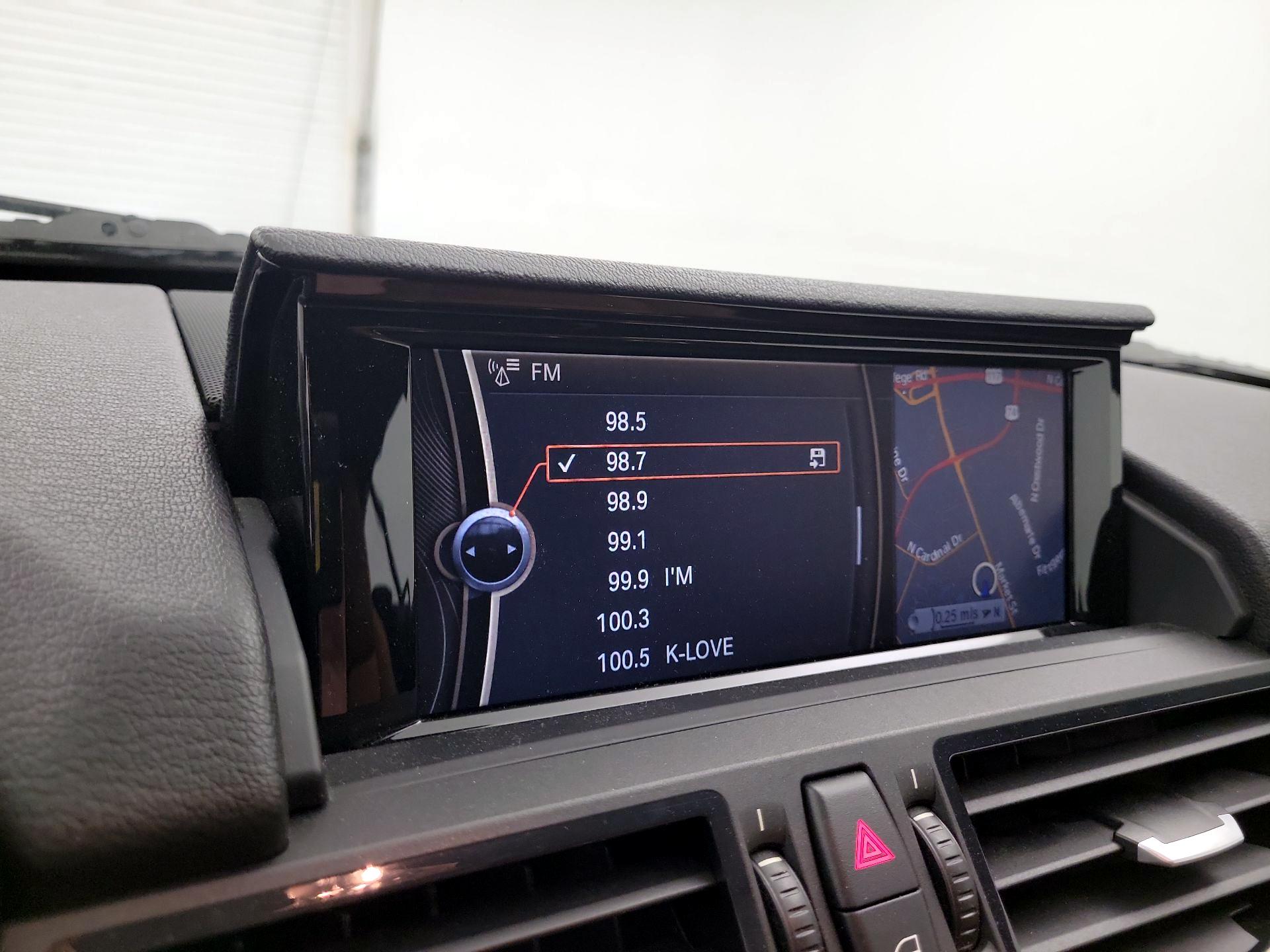 Thumbnail: 2015 BMW Z4 - 16