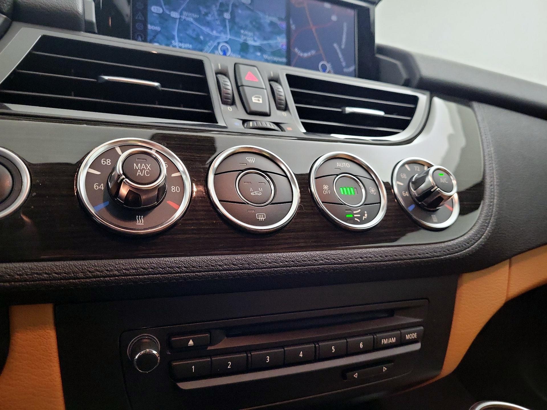 Thumbnail: 2015 BMW Z4 - 17