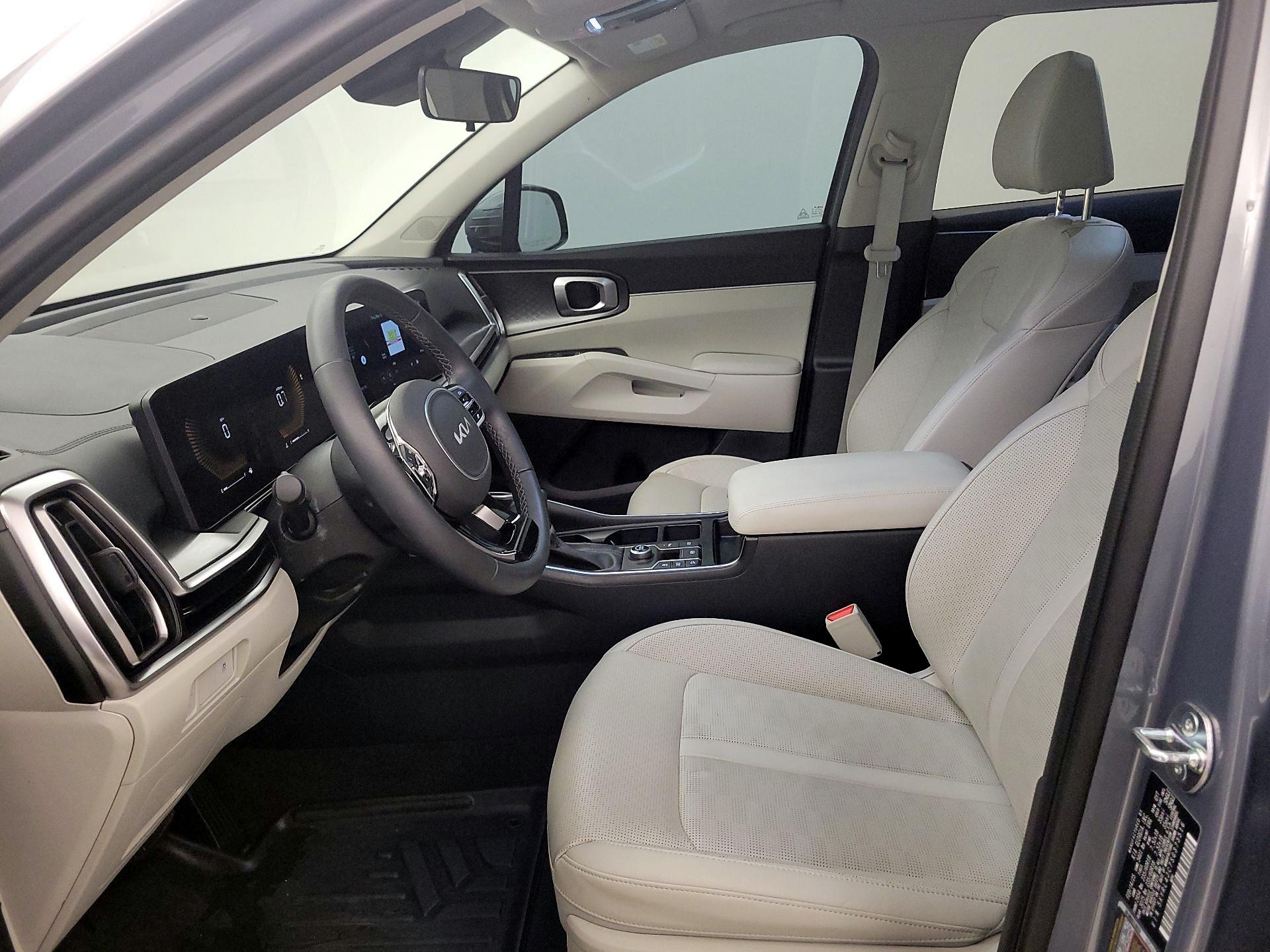 Thumbnail: 2025 Kia Sorento - 11