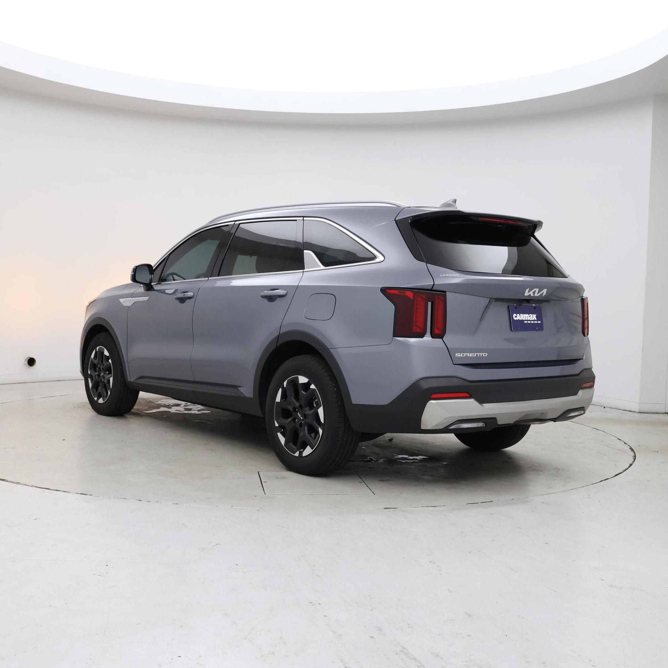 Thumbnail: 2025 Kia Sorento - 2