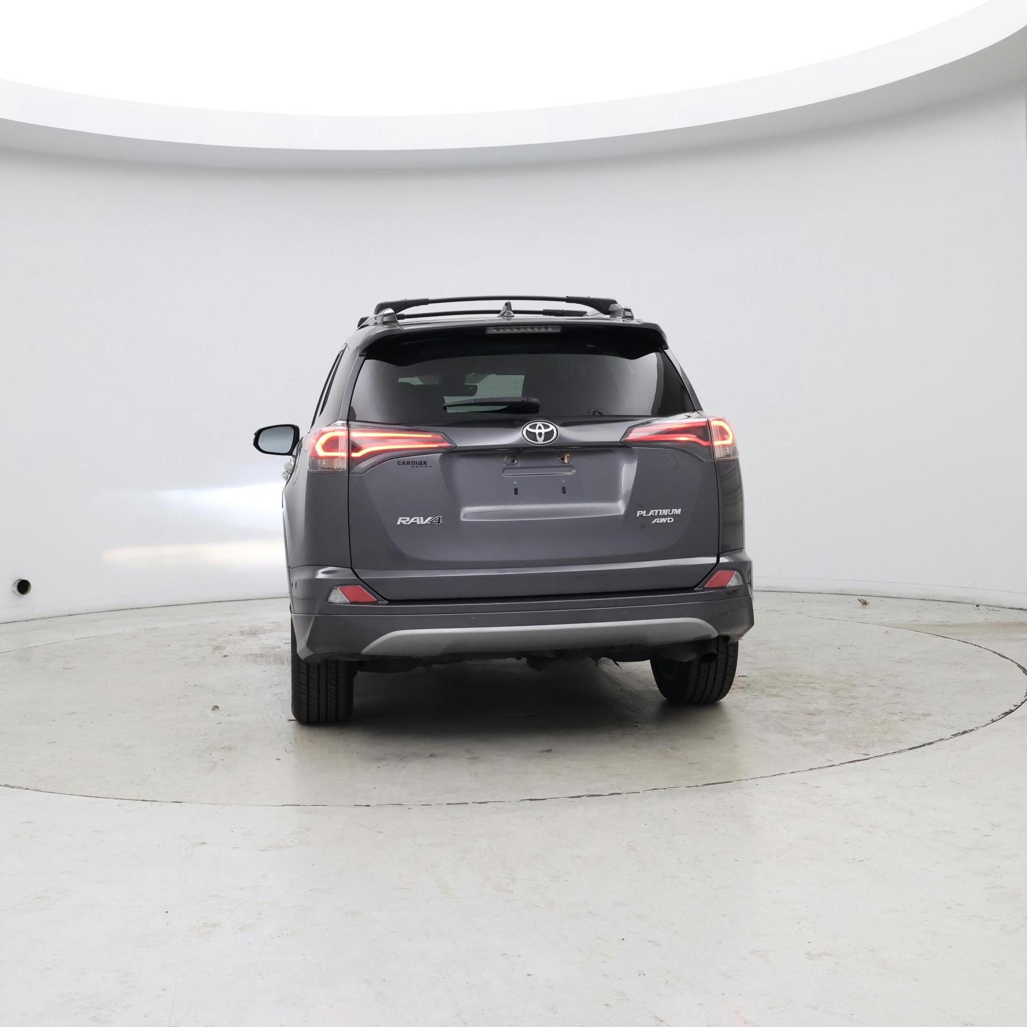 Thumbnail: 2017 Toyota RAV4 - 6