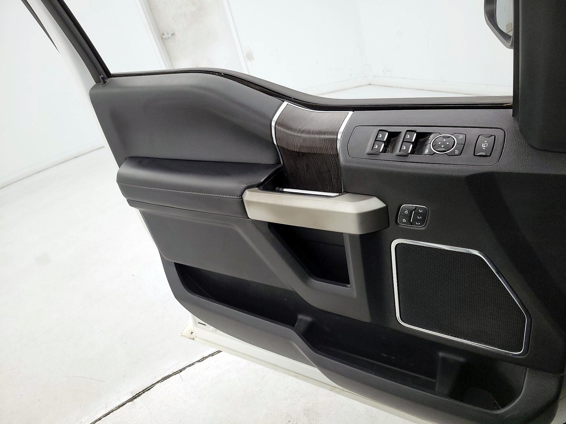 Thumbnail: 2021 Ford F-250 - 12