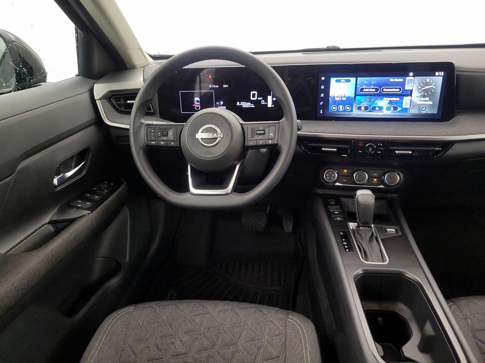 Thumbnail: 2025 Nissan Kicks - 10