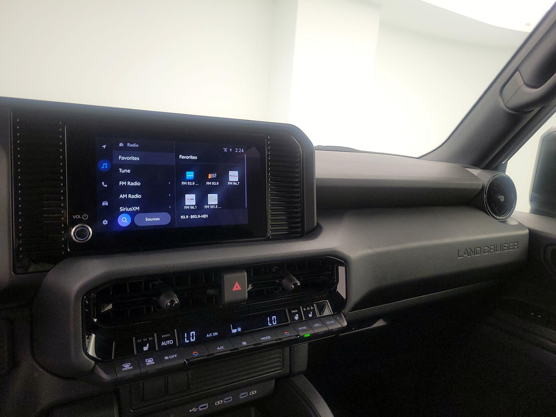 Thumbnail: 2025 Toyota Land Cruiser - 15