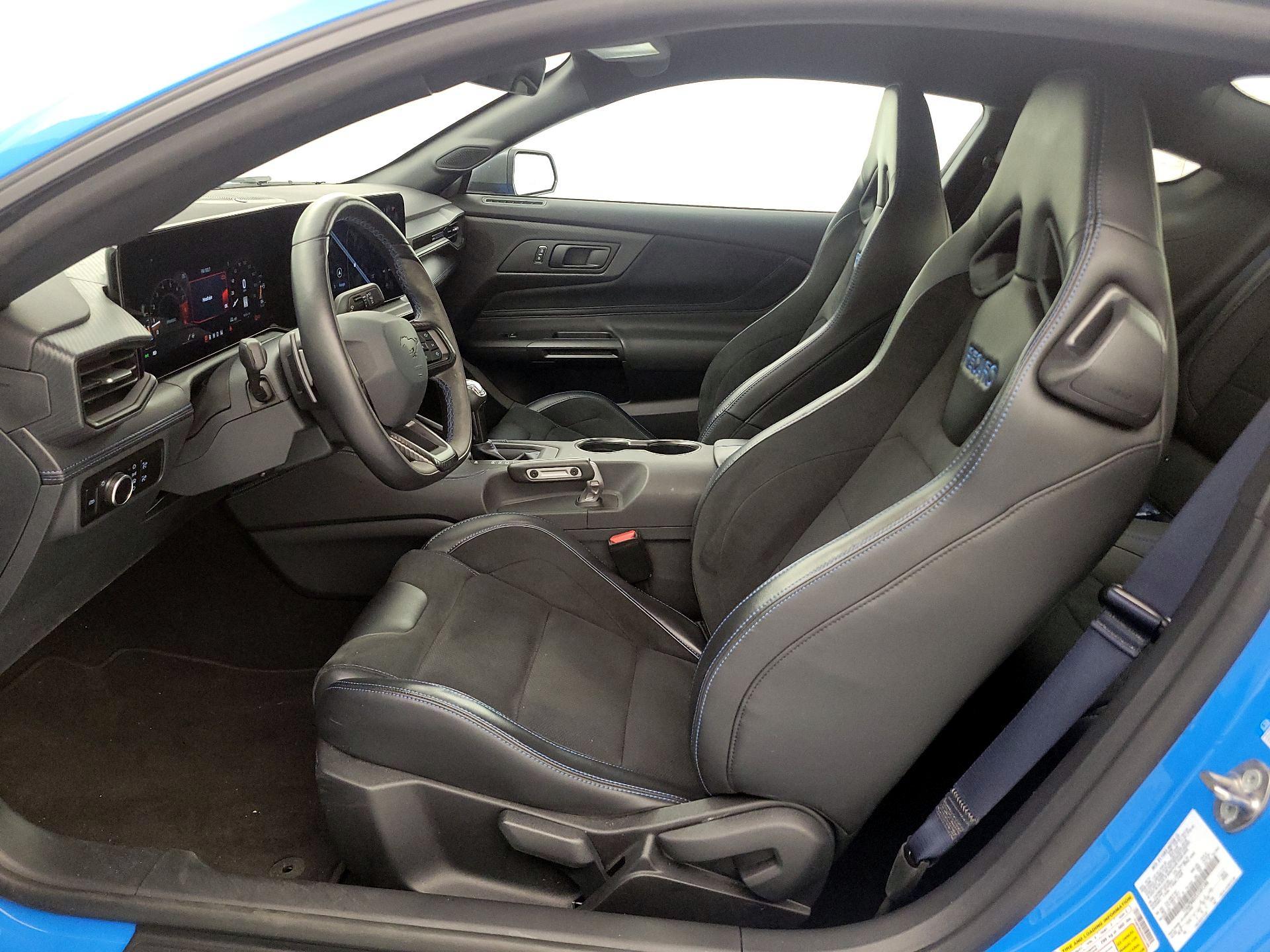 Thumbnail: 2025 Ford Mustang - 11