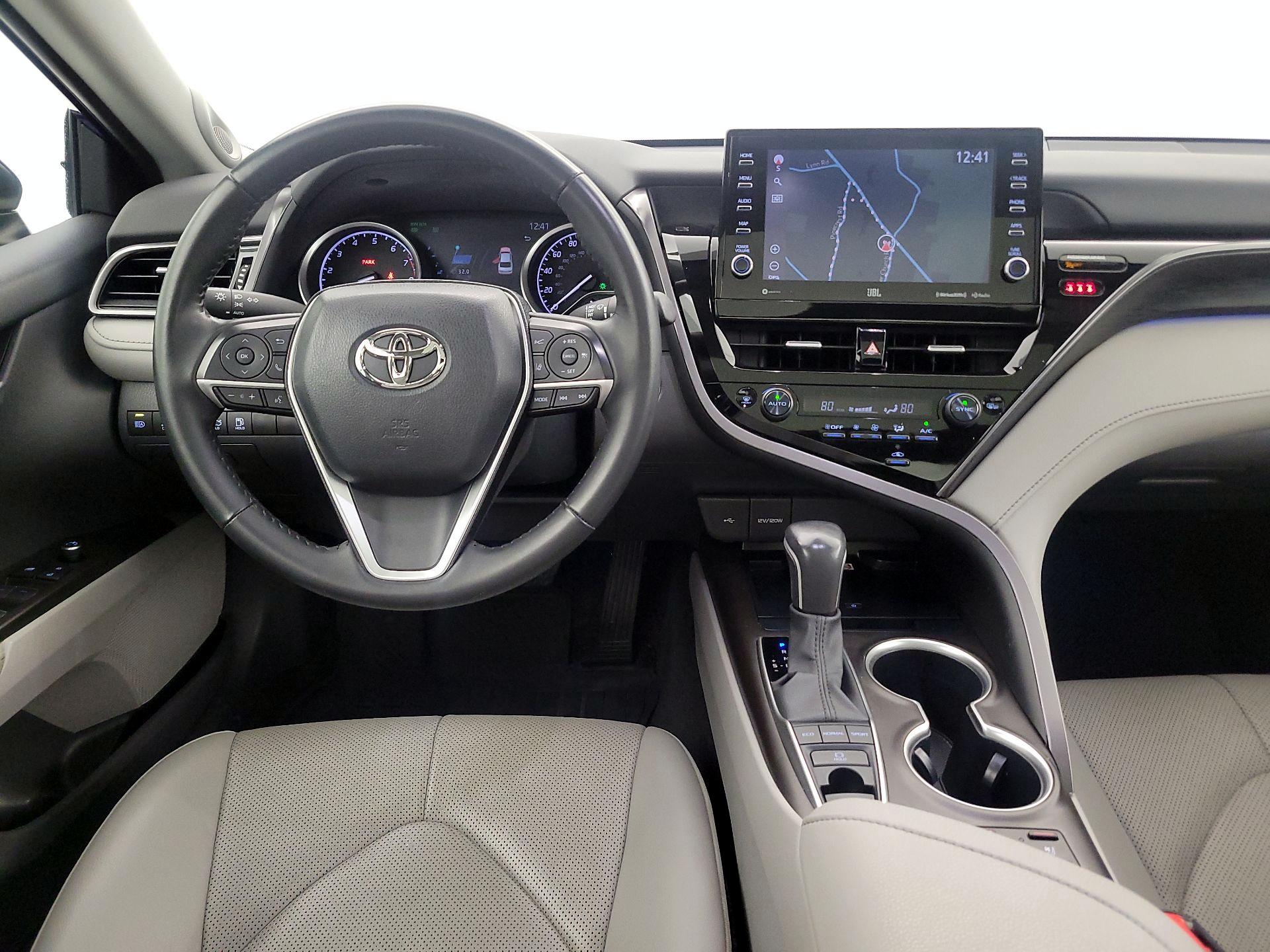 Thumbnail: 2023 Toyota Camry - 10