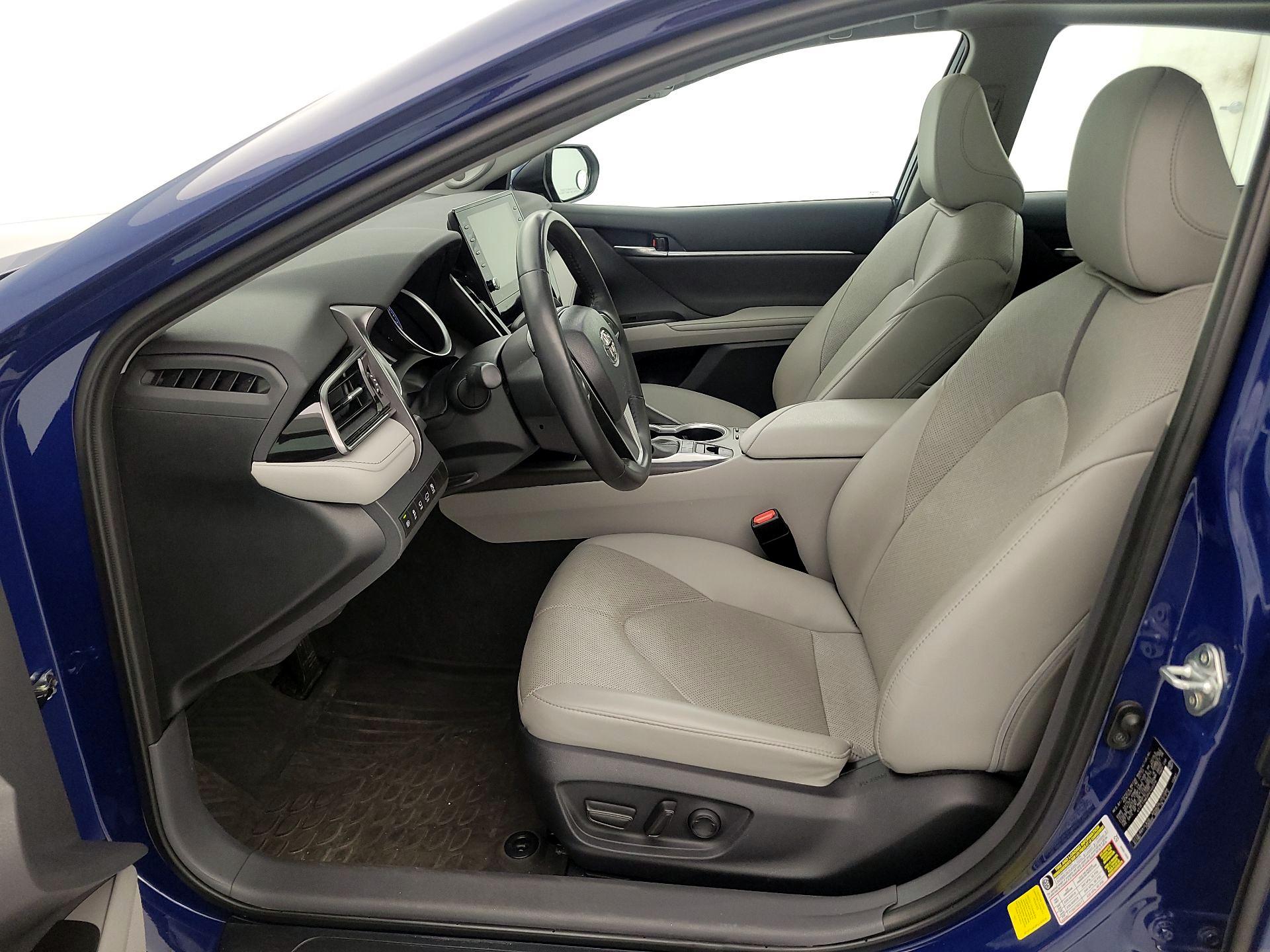 Thumbnail: 2023 Toyota Camry - 11