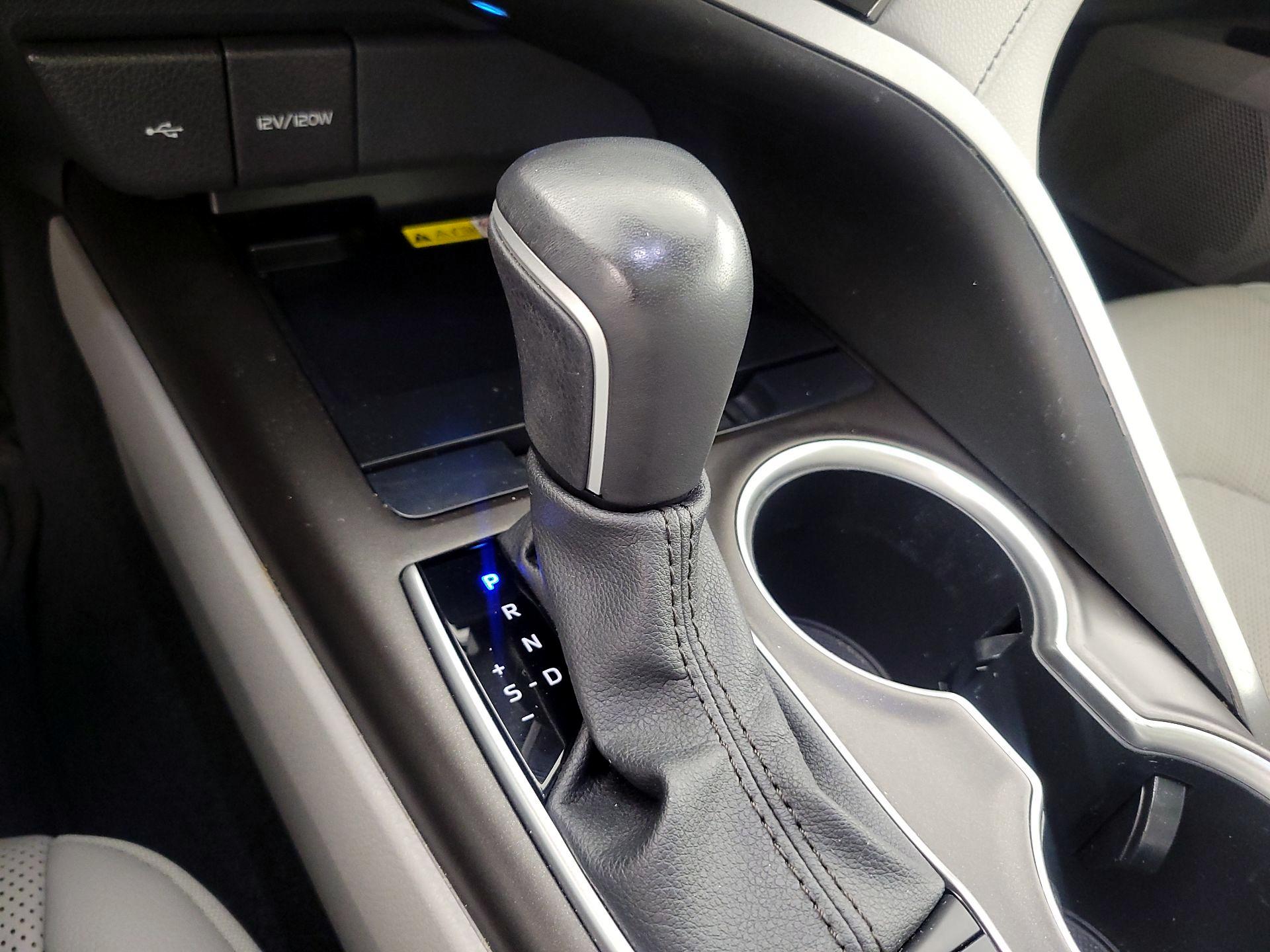 Thumbnail: 2023 Toyota Camry - 18