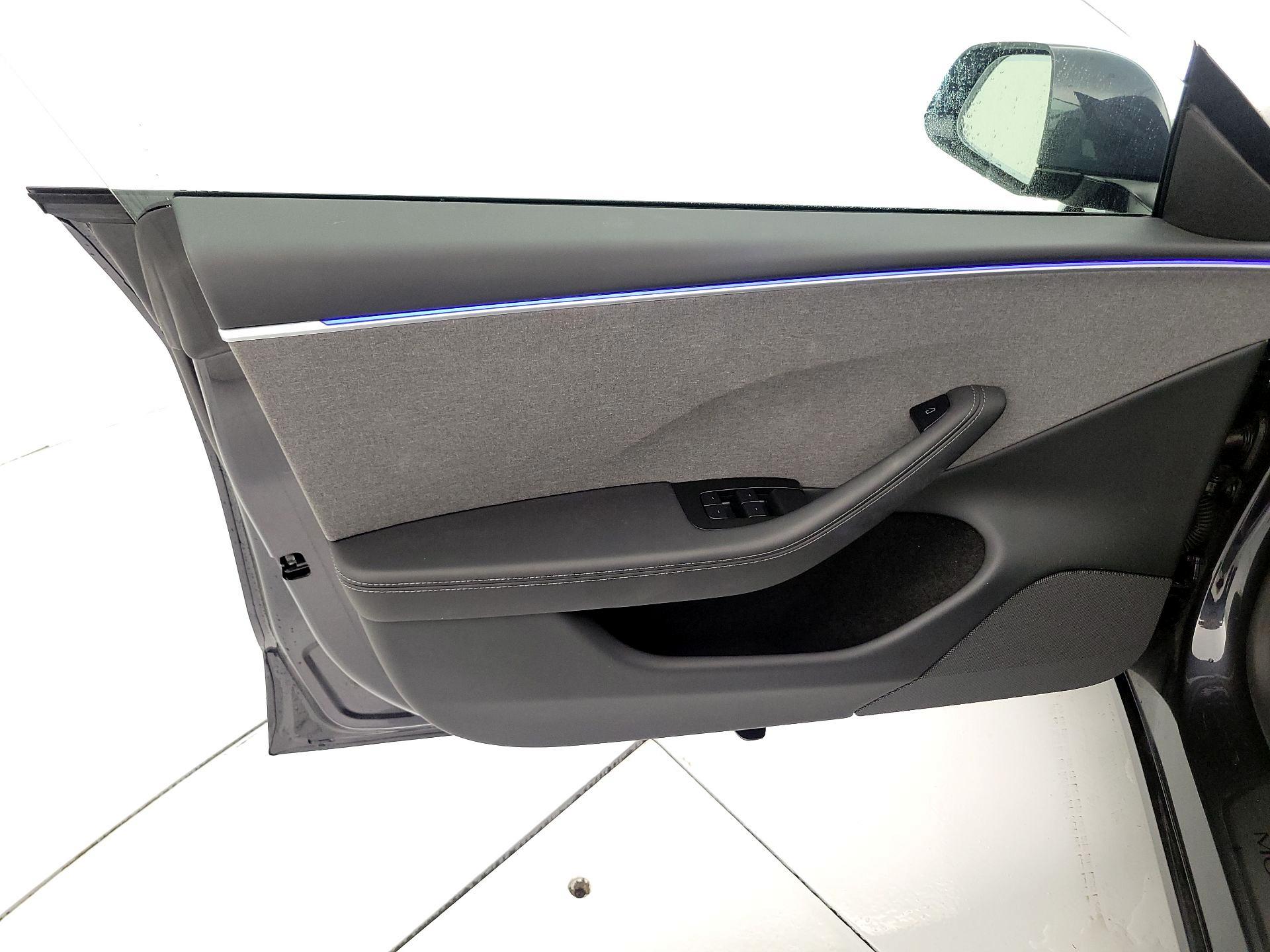 Thumbnail: 2026 Tesla Model 3 - 12