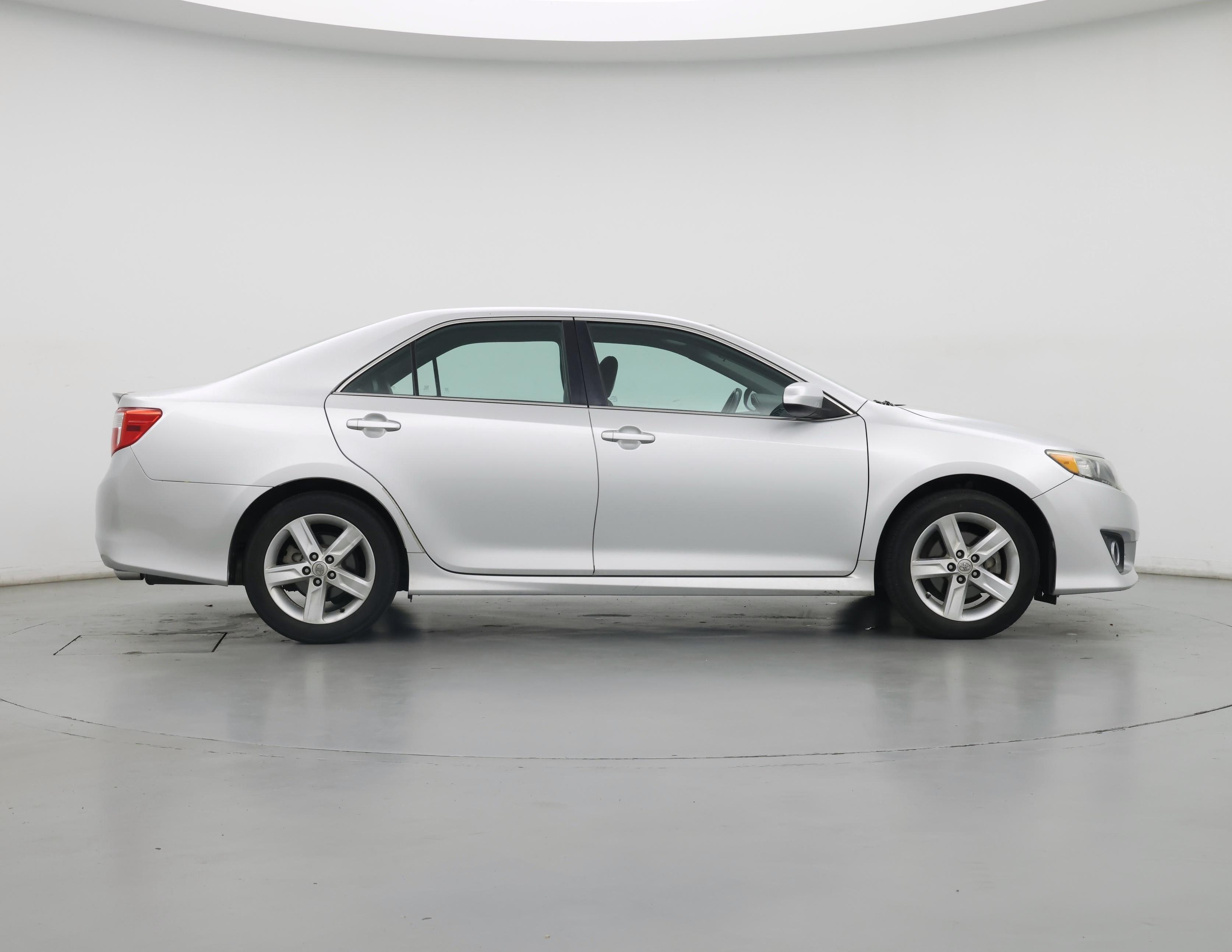 Thumbnail: 2014 Toyota Camry - 7