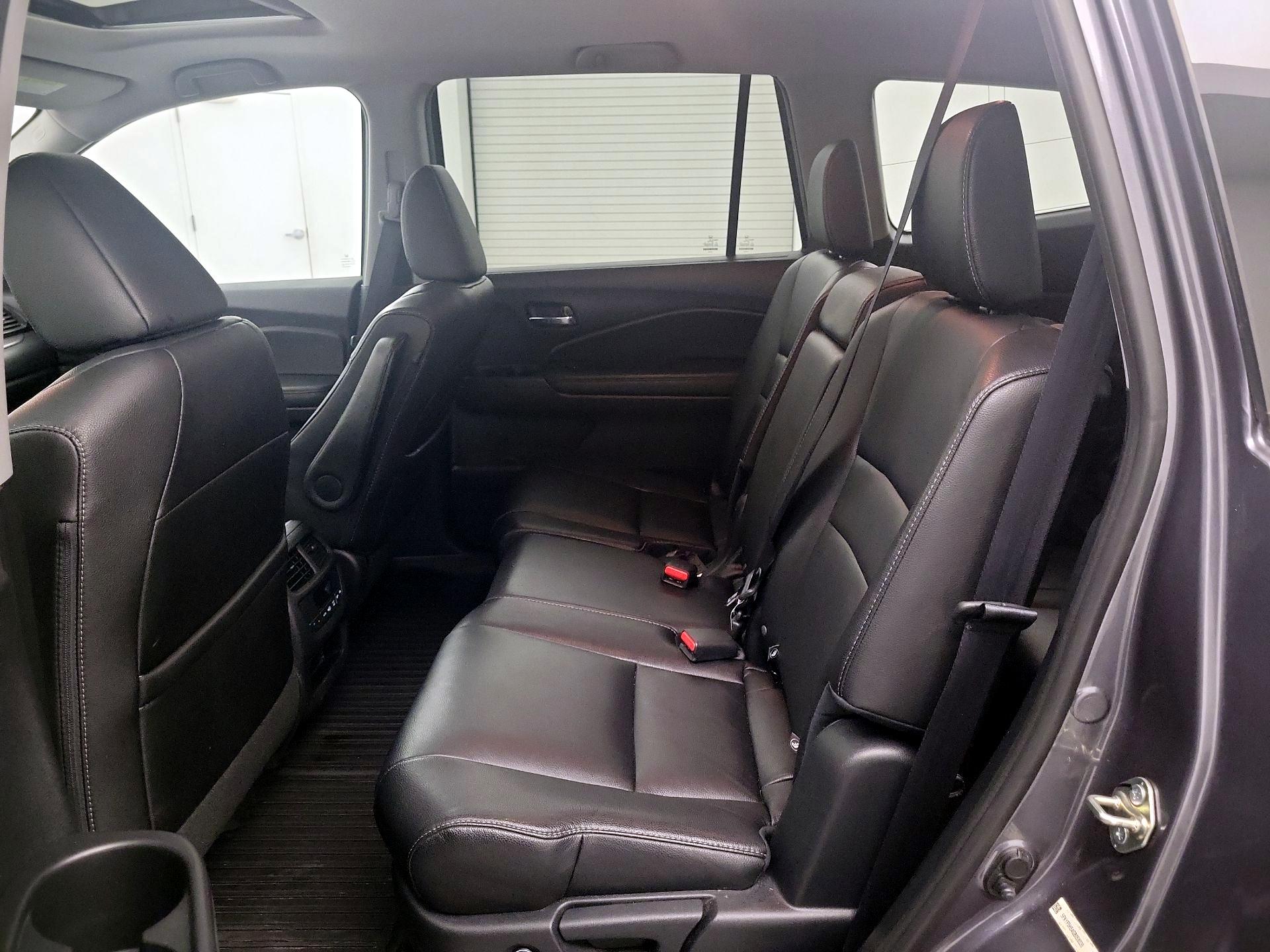 Thumbnail: 2016 Honda Pilot - 20