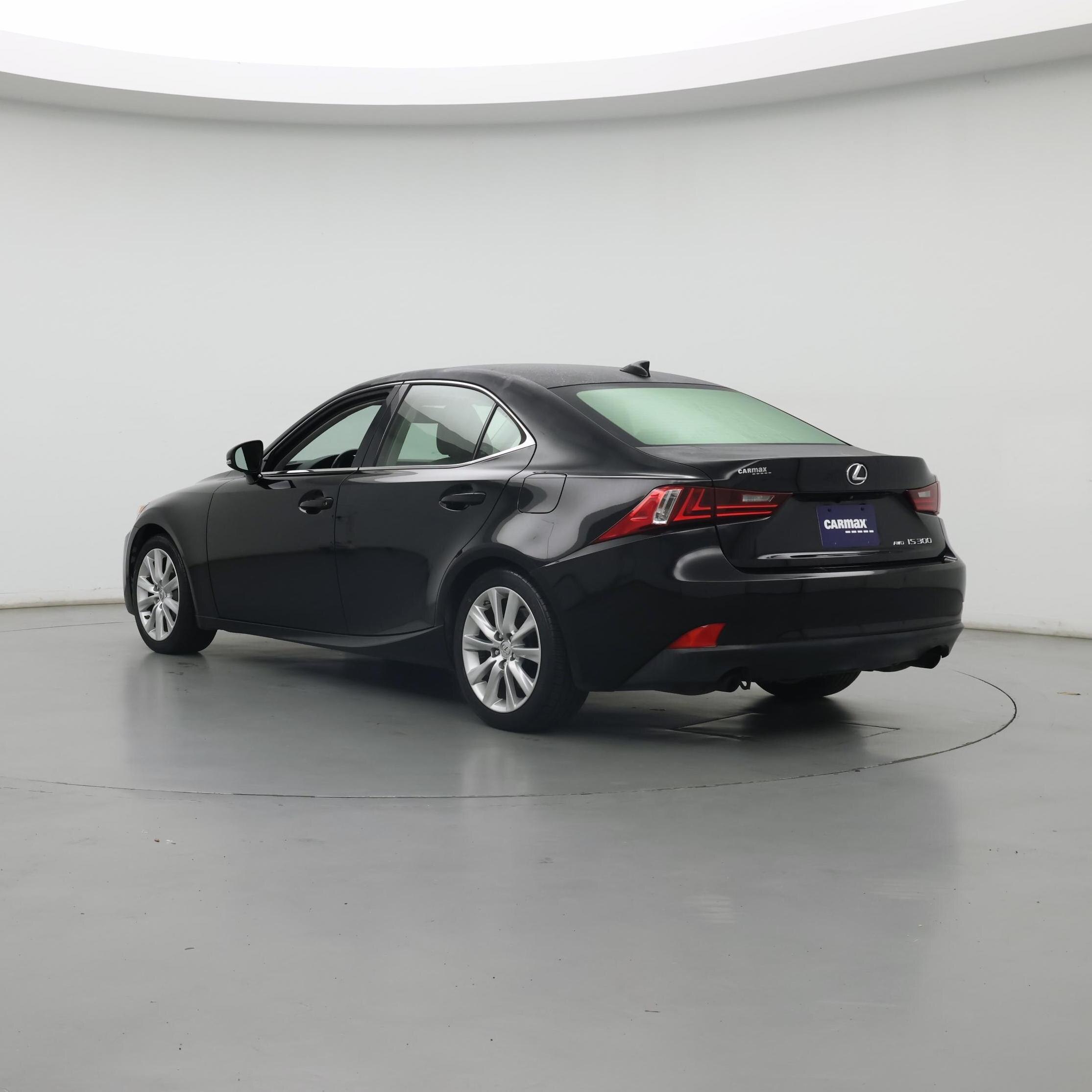 Thumbnail: 2016 Lexus IS - 2