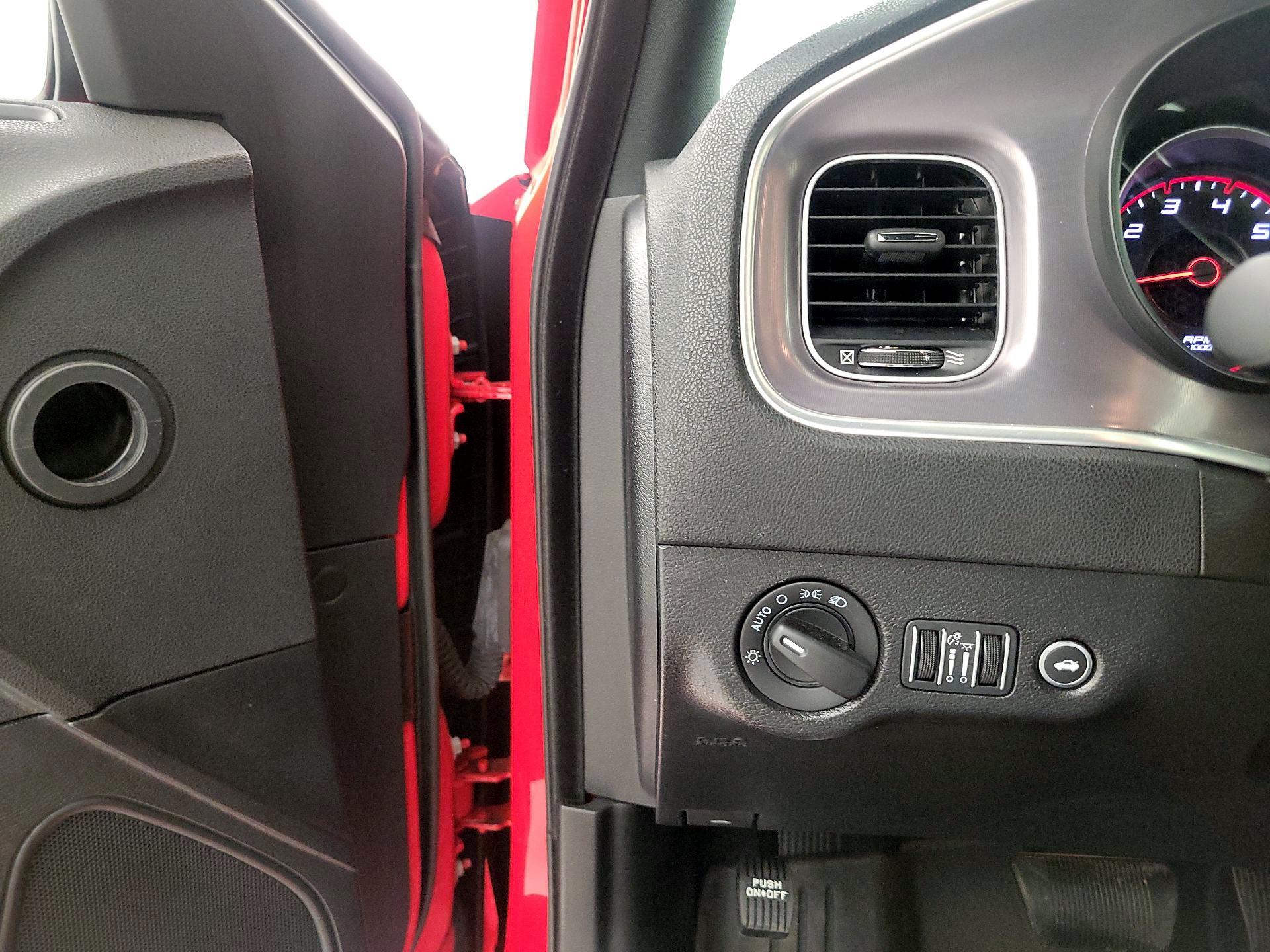 Thumbnail: 2022 Dodge Charger - 13