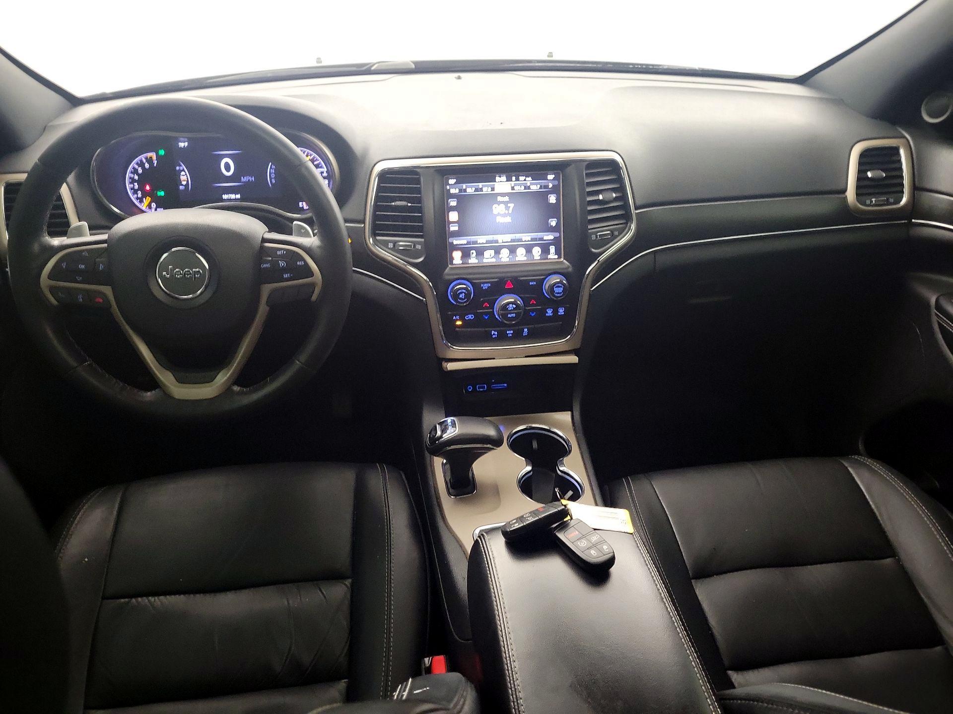 Thumbnail: 2015 Jeep Grand Cherokee - 8