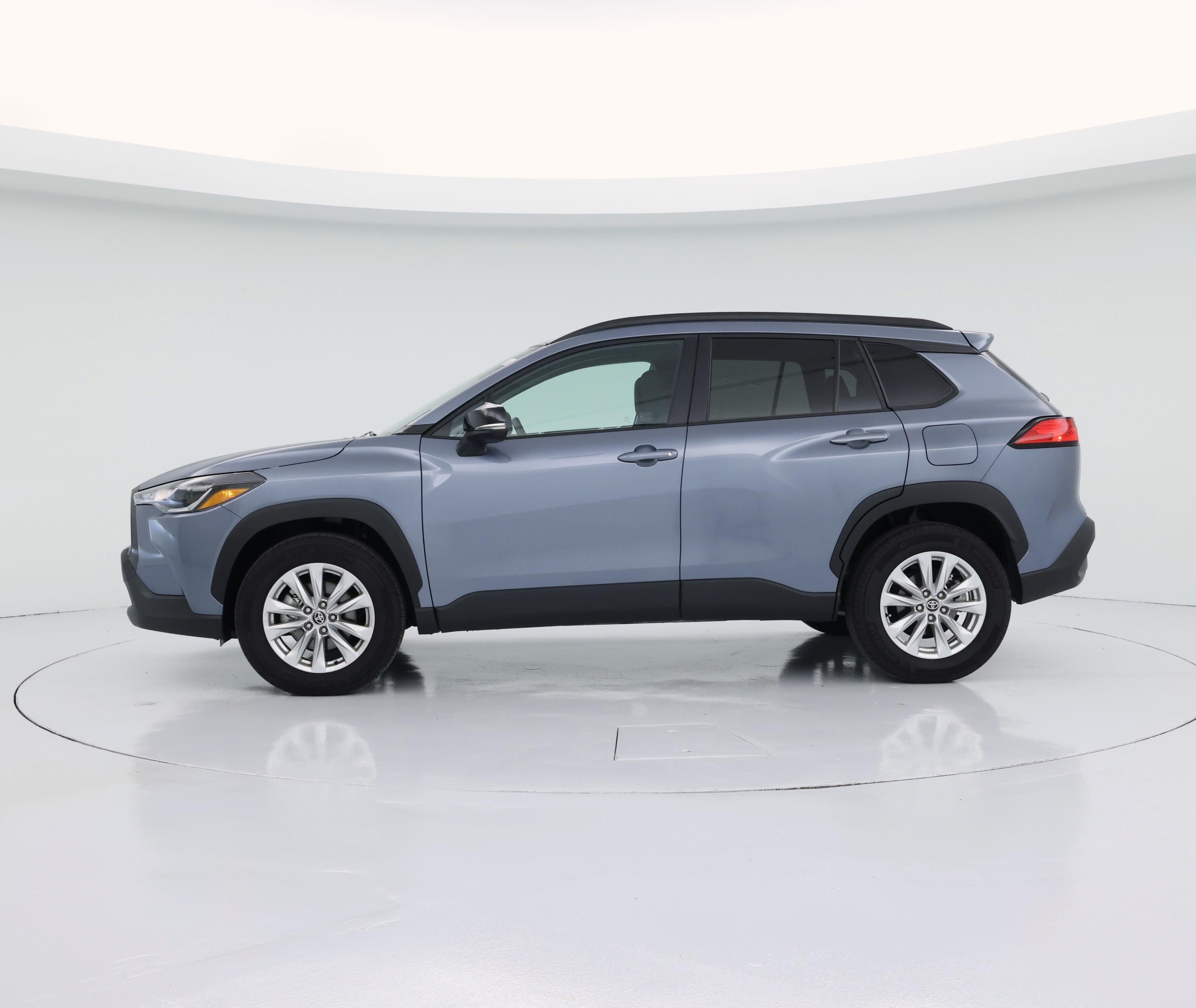 Thumbnail: 2025 Toyota Corolla Cross - 3