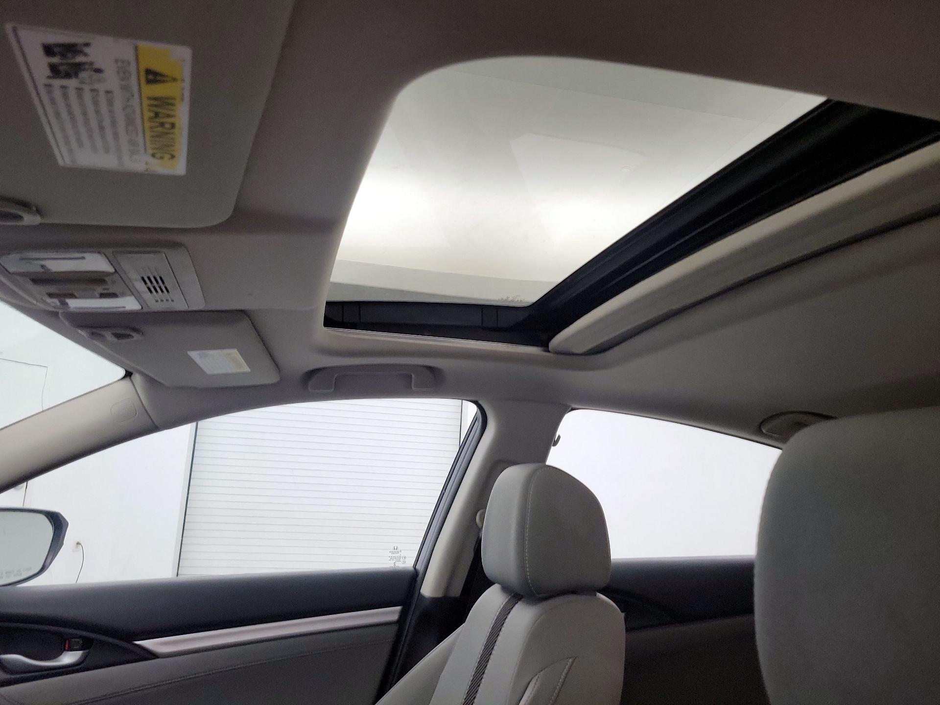 Thumbnail: 2017 Honda Civic - 19