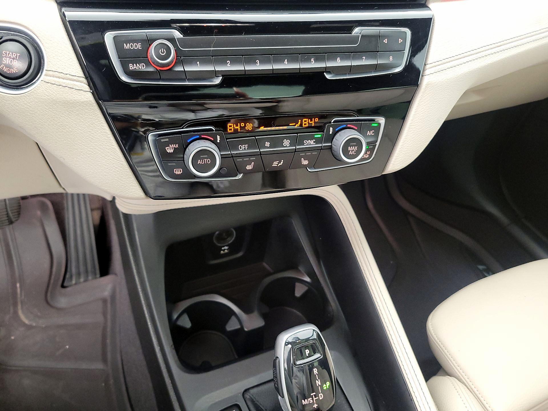 Thumbnail: 2021 BMW X1 - 17