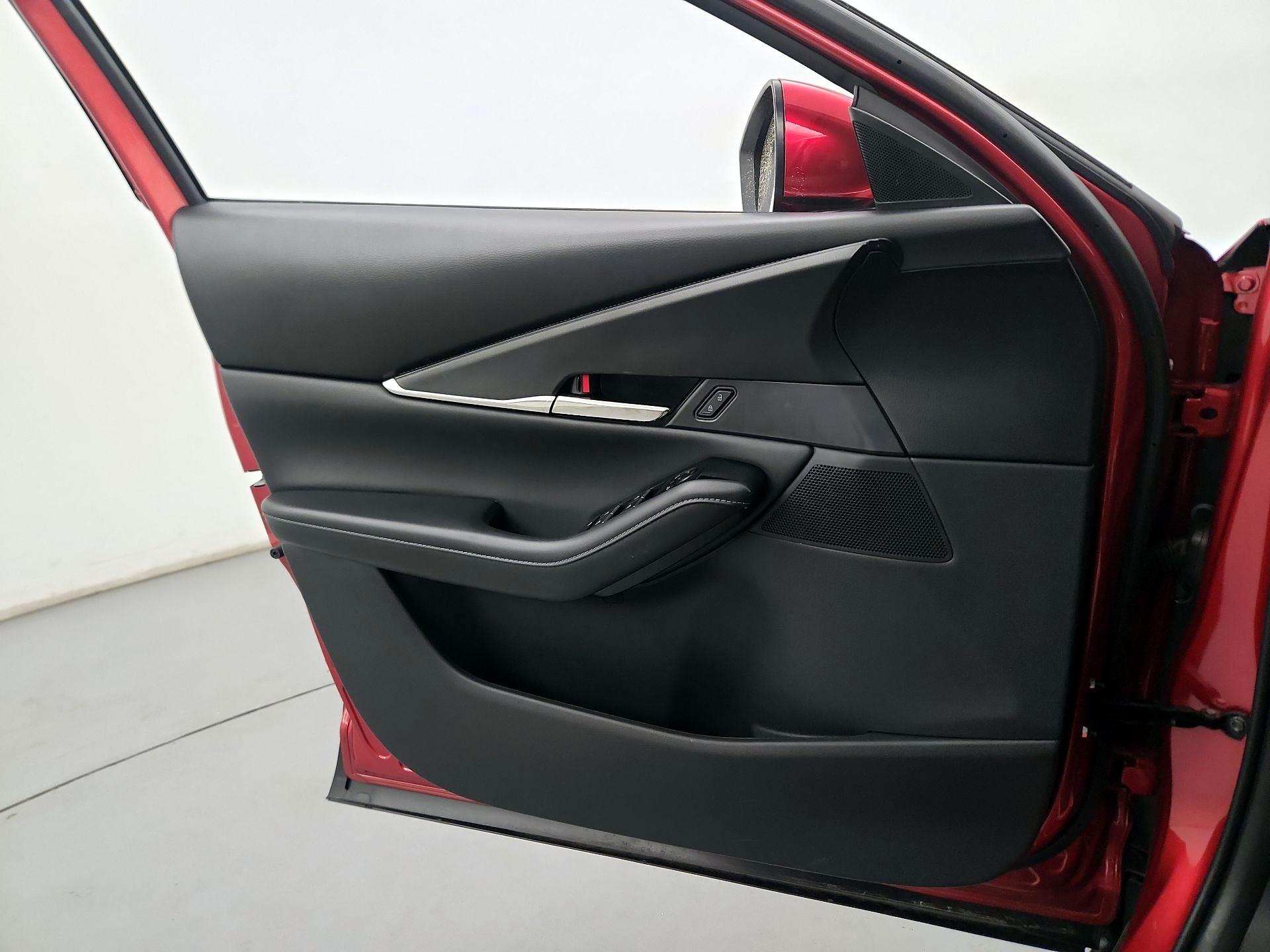 Thumbnail: 2025 Mazda CX-30 - 12