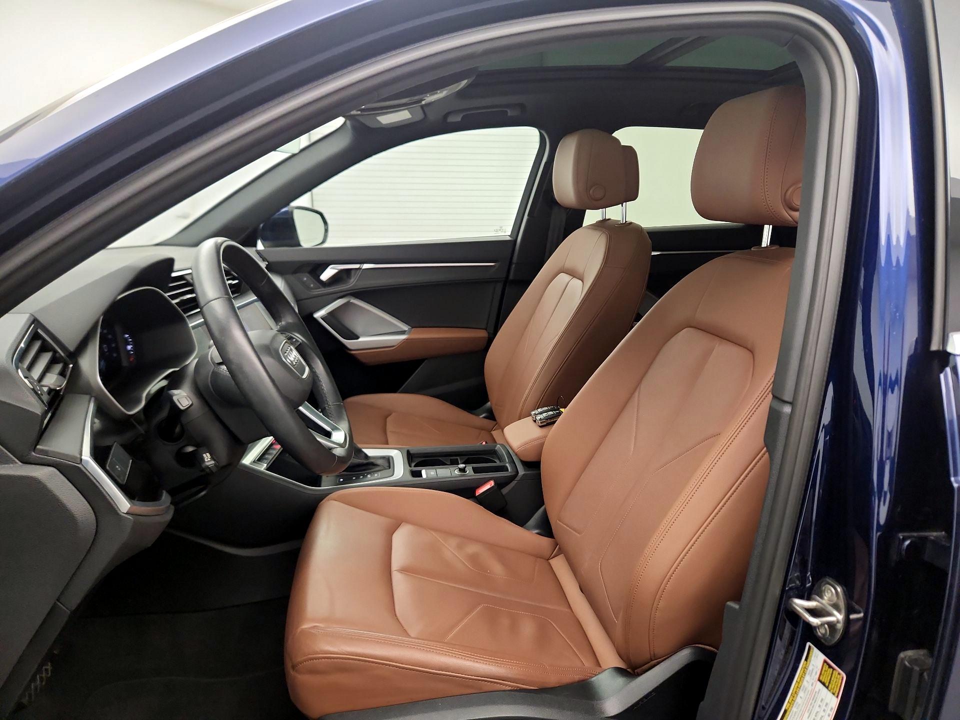 Thumbnail: 2022 Audi Q3 - 11