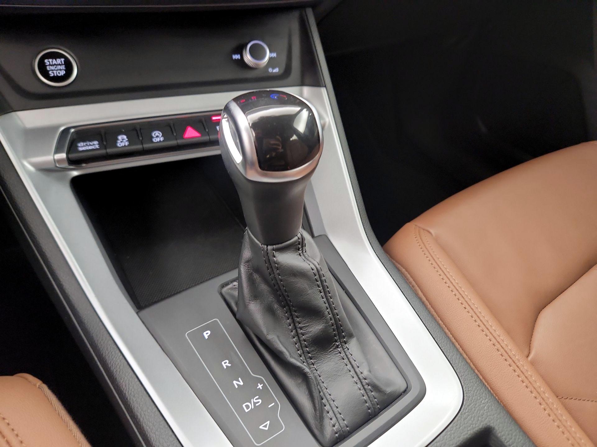 Thumbnail: 2022 Audi Q3 - 17