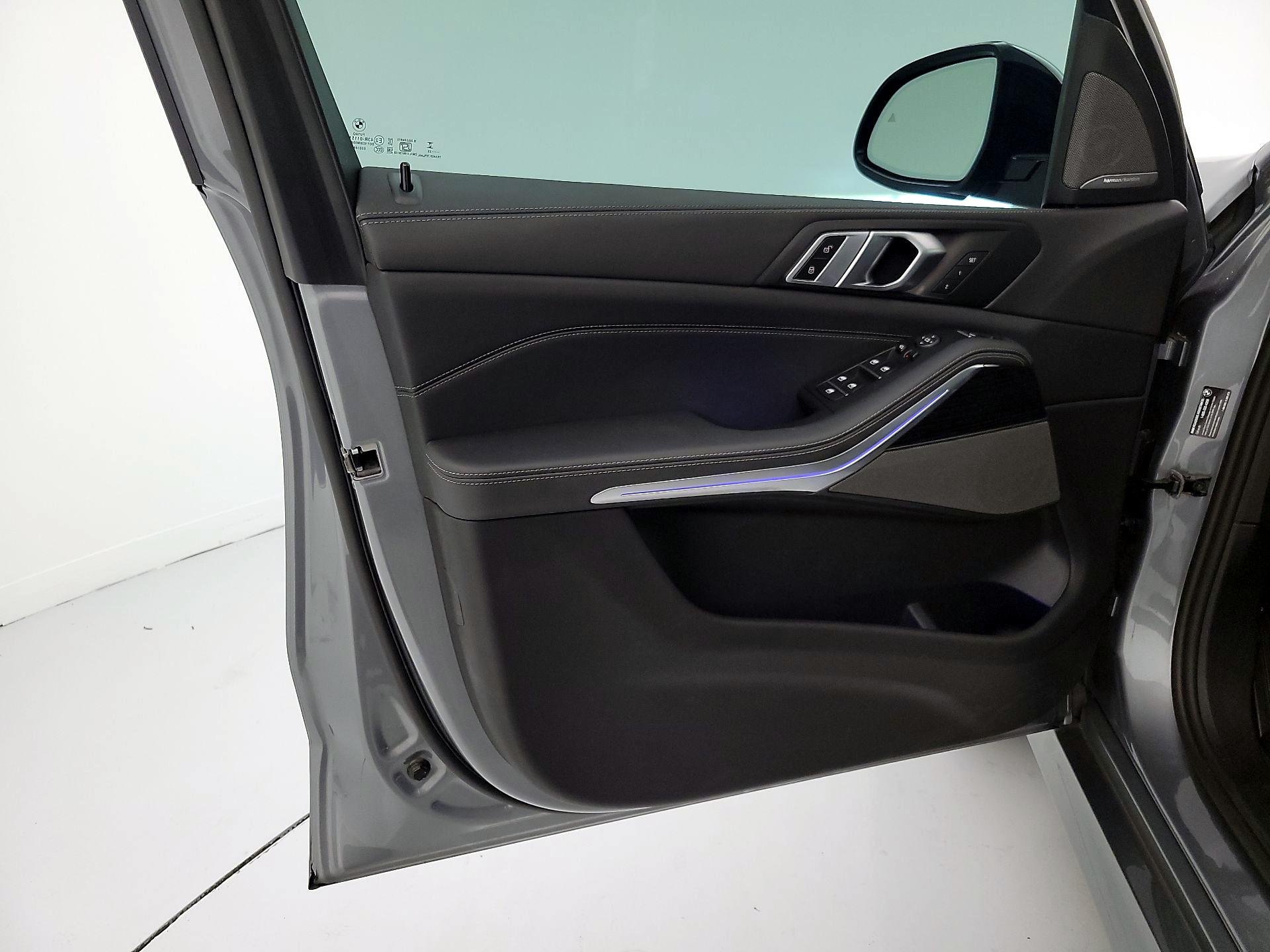 Thumbnail: 2025 BMW X5 - 12