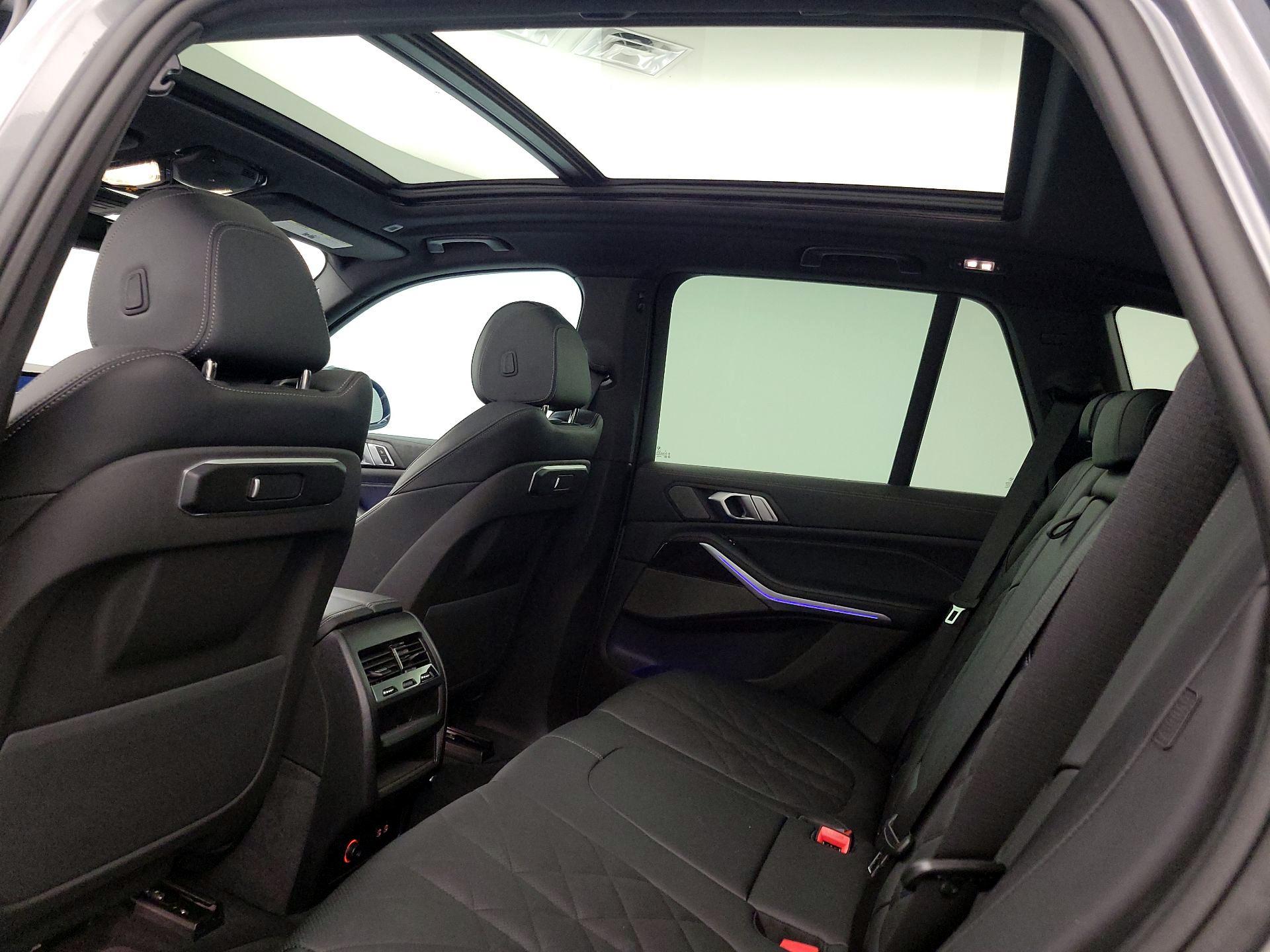 Thumbnail: 2025 BMW X5 - 20