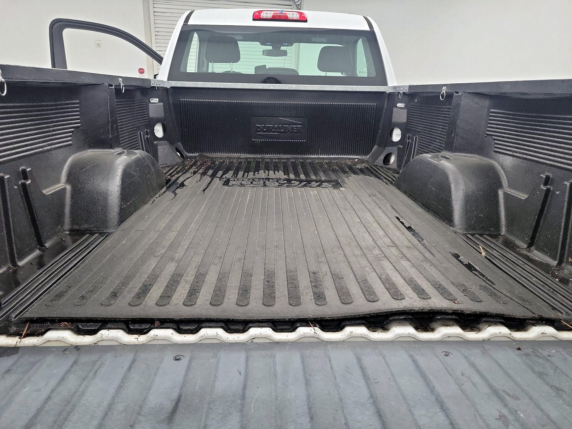 Thumbnail: 2020 Chevrolet Silverado 1500 - 19