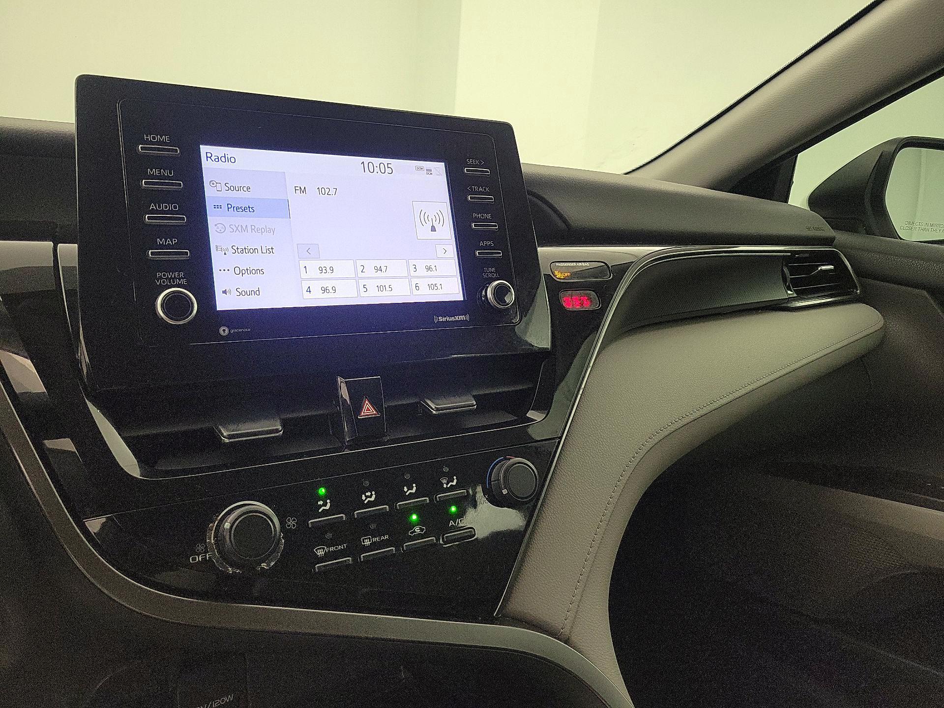 Thumbnail: 2021 Toyota Camry - 15