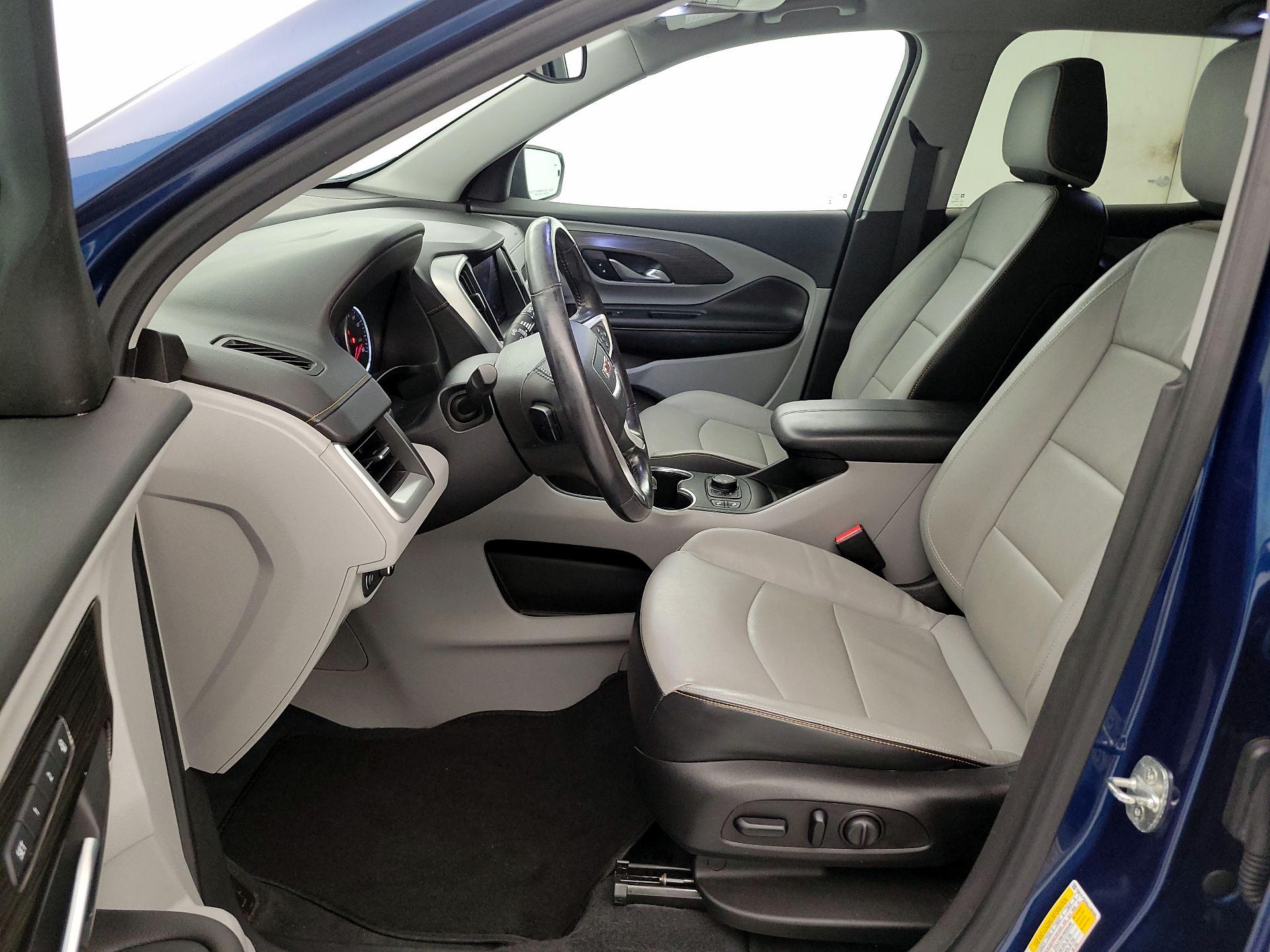 Thumbnail: 2020 GMC Terrain - 11