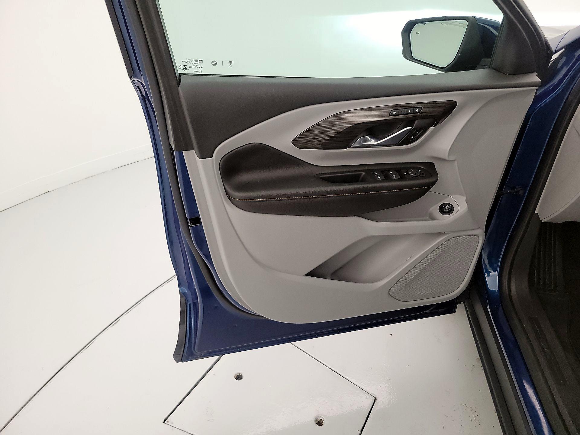 Thumbnail: 2020 GMC Terrain - 12