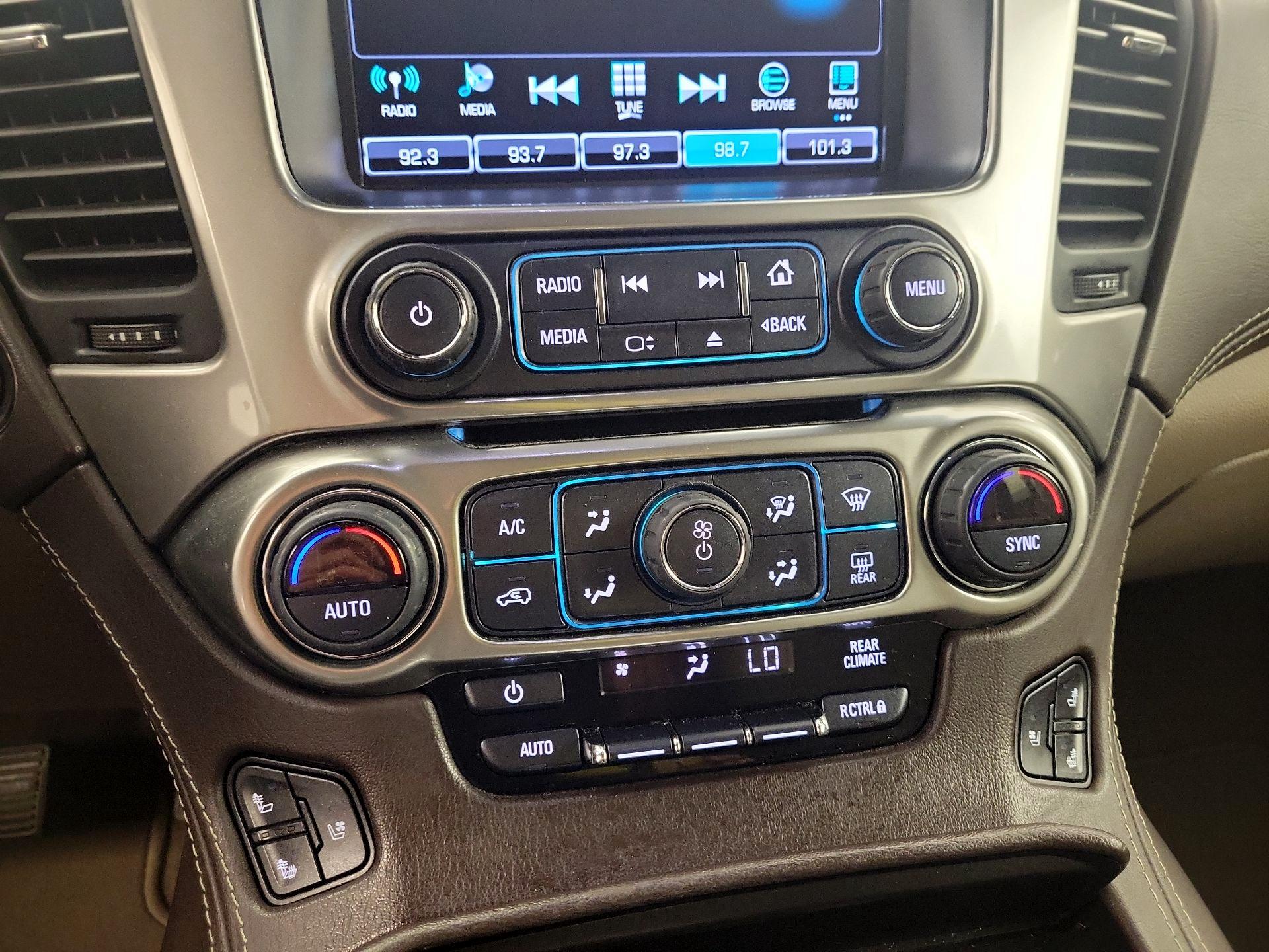Thumbnail: 2019 Chevrolet Tahoe - 15