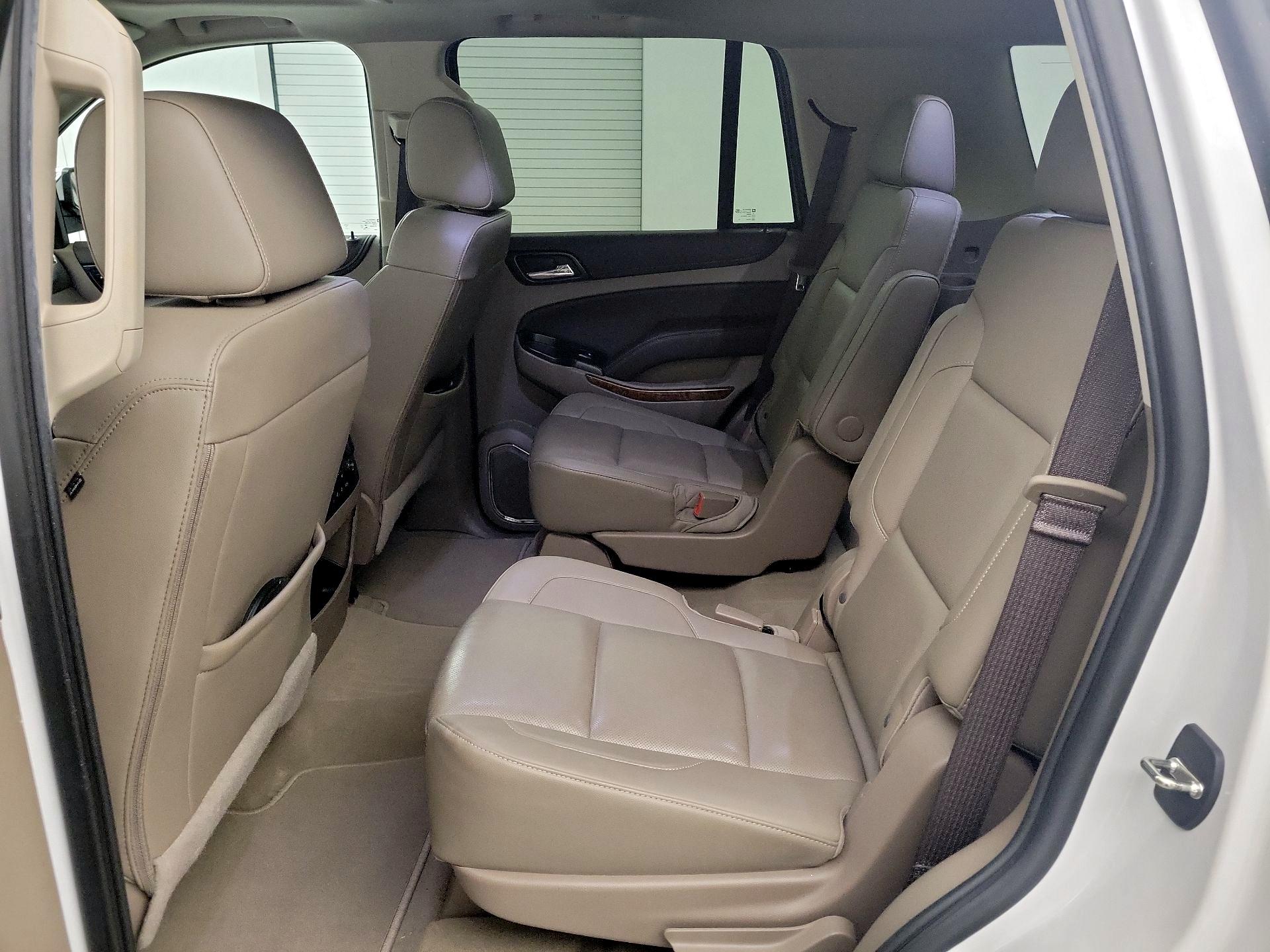 Thumbnail: 2019 Chevrolet Tahoe - 19