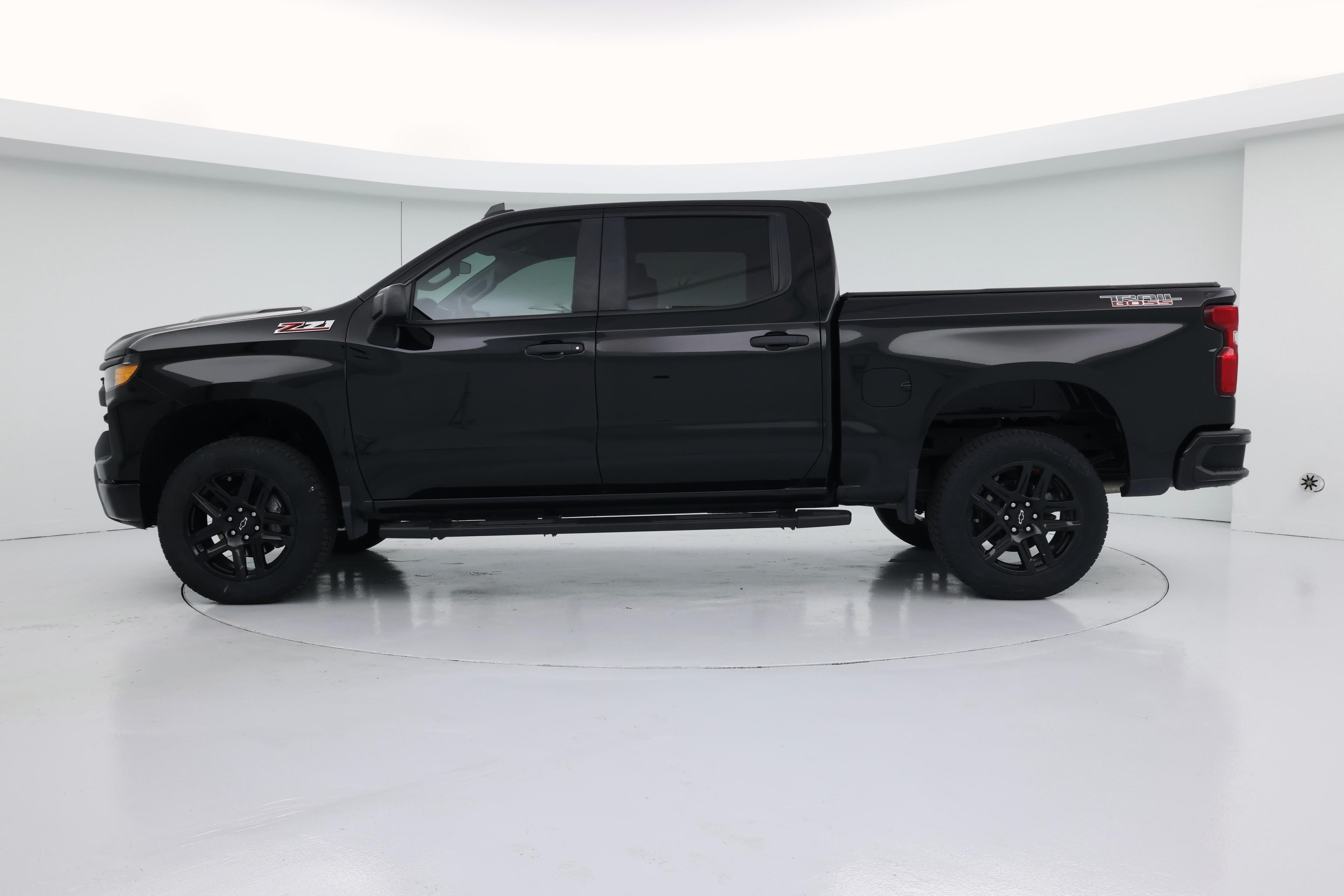 Thumbnail: 2023 Chevrolet Silverado 1500 - 3
