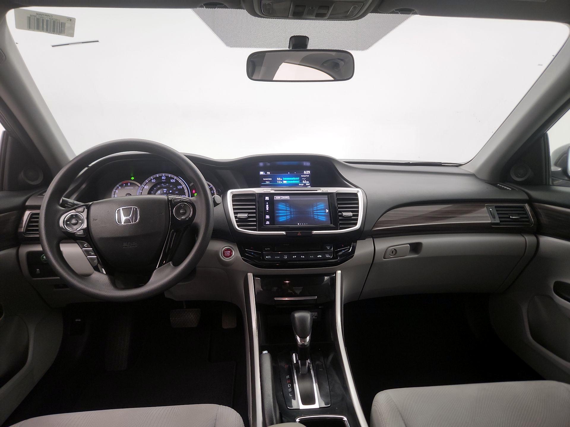 Thumbnail: 2017 Honda Accord - 9