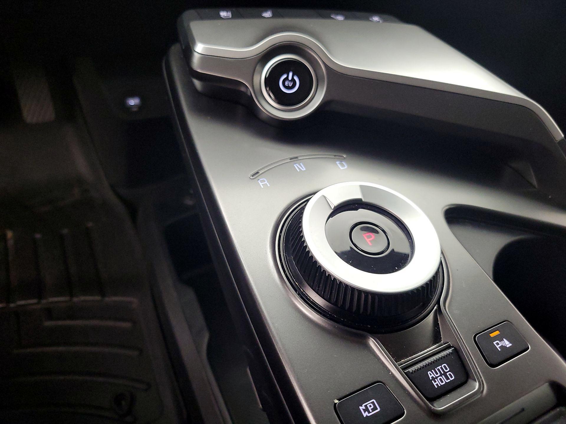 Thumbnail: 2023 Kia EV6 - 18