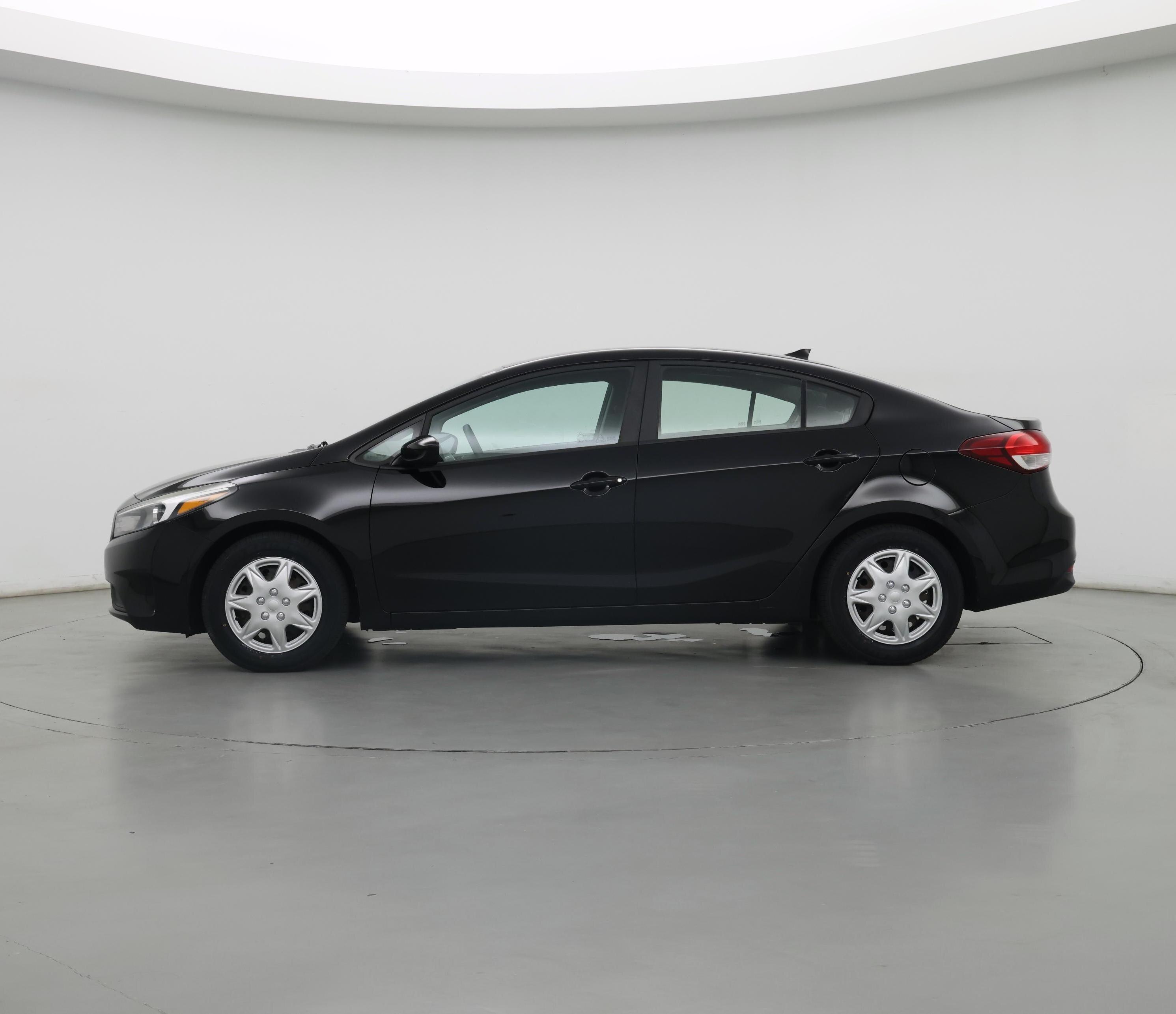 Thumbnail: 2017 Kia Forte - 3
