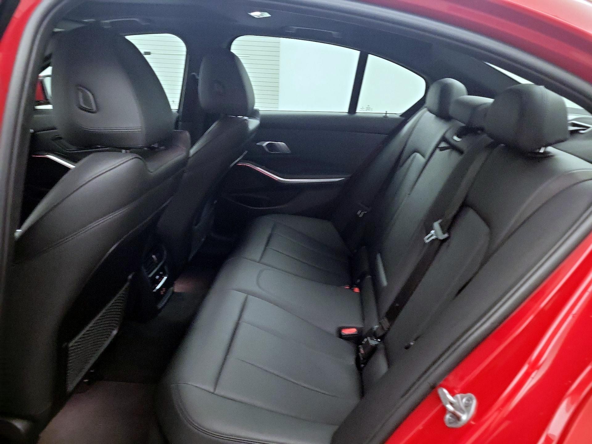 Thumbnail: 2021 BMW 3 Series - 19