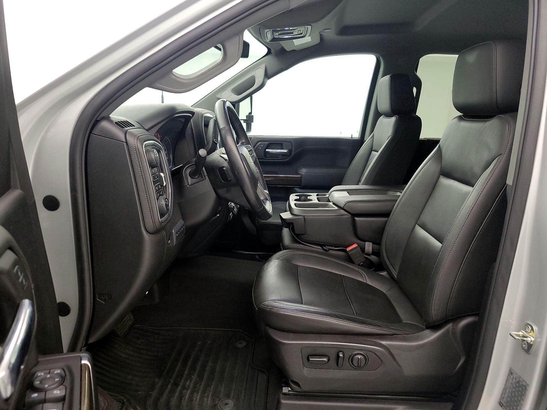 Thumbnail: 2020 Chevrolet Silverado 3500 - 11