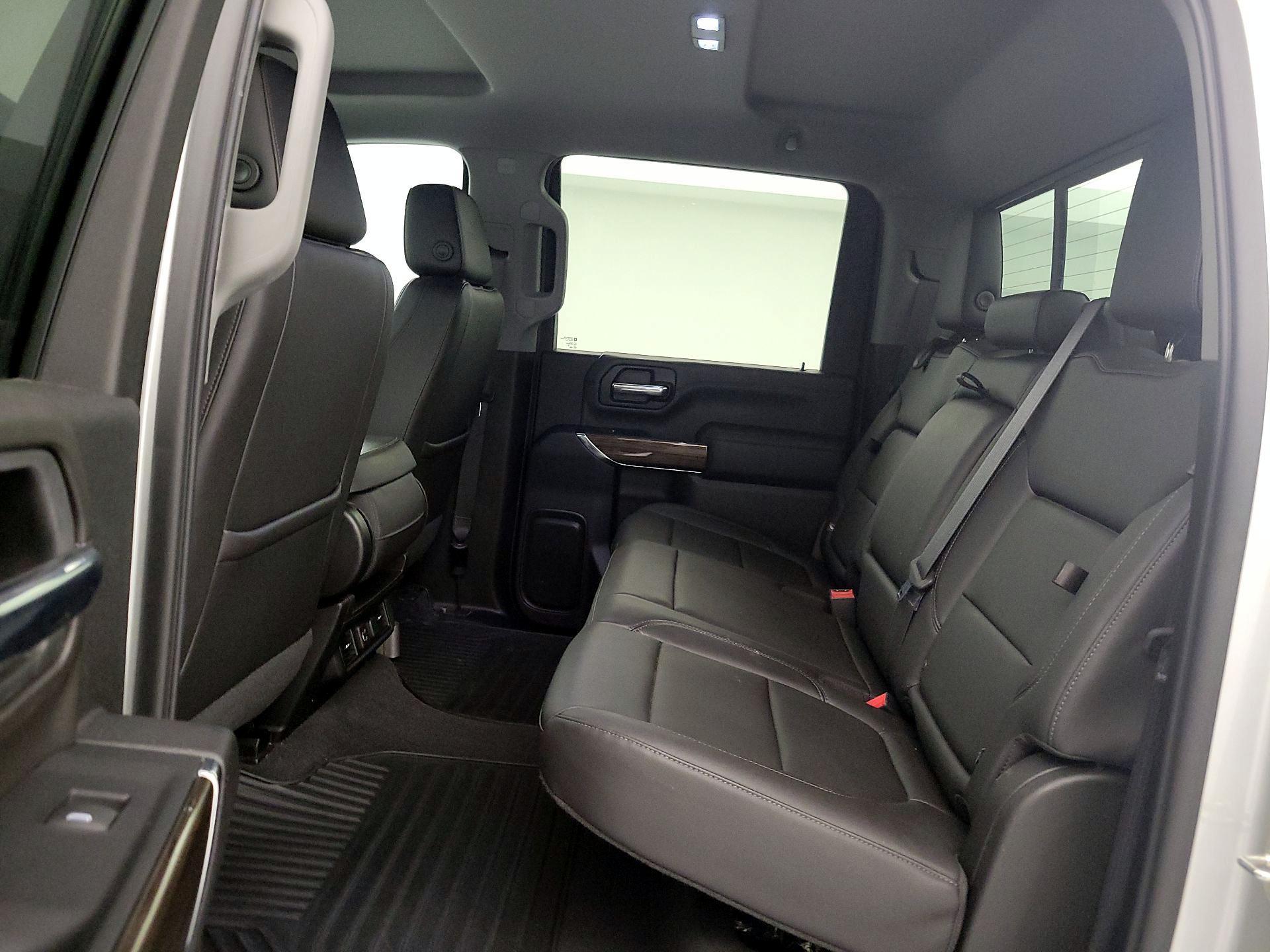 Thumbnail: 2020 Chevrolet Silverado 3500 - 19