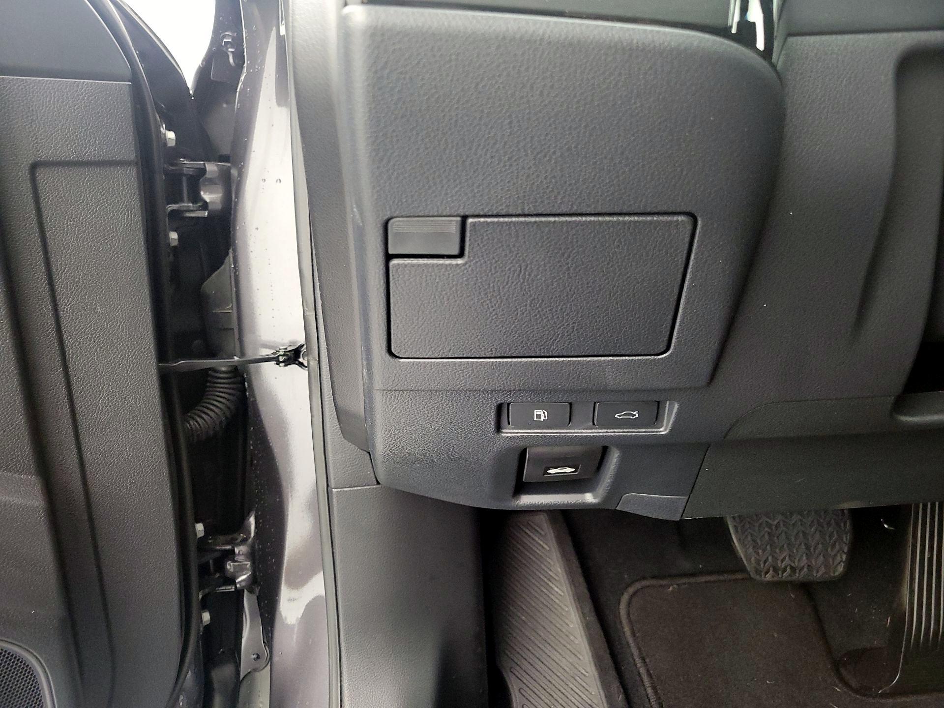 Thumbnail: 2025 Lexus ES - 13