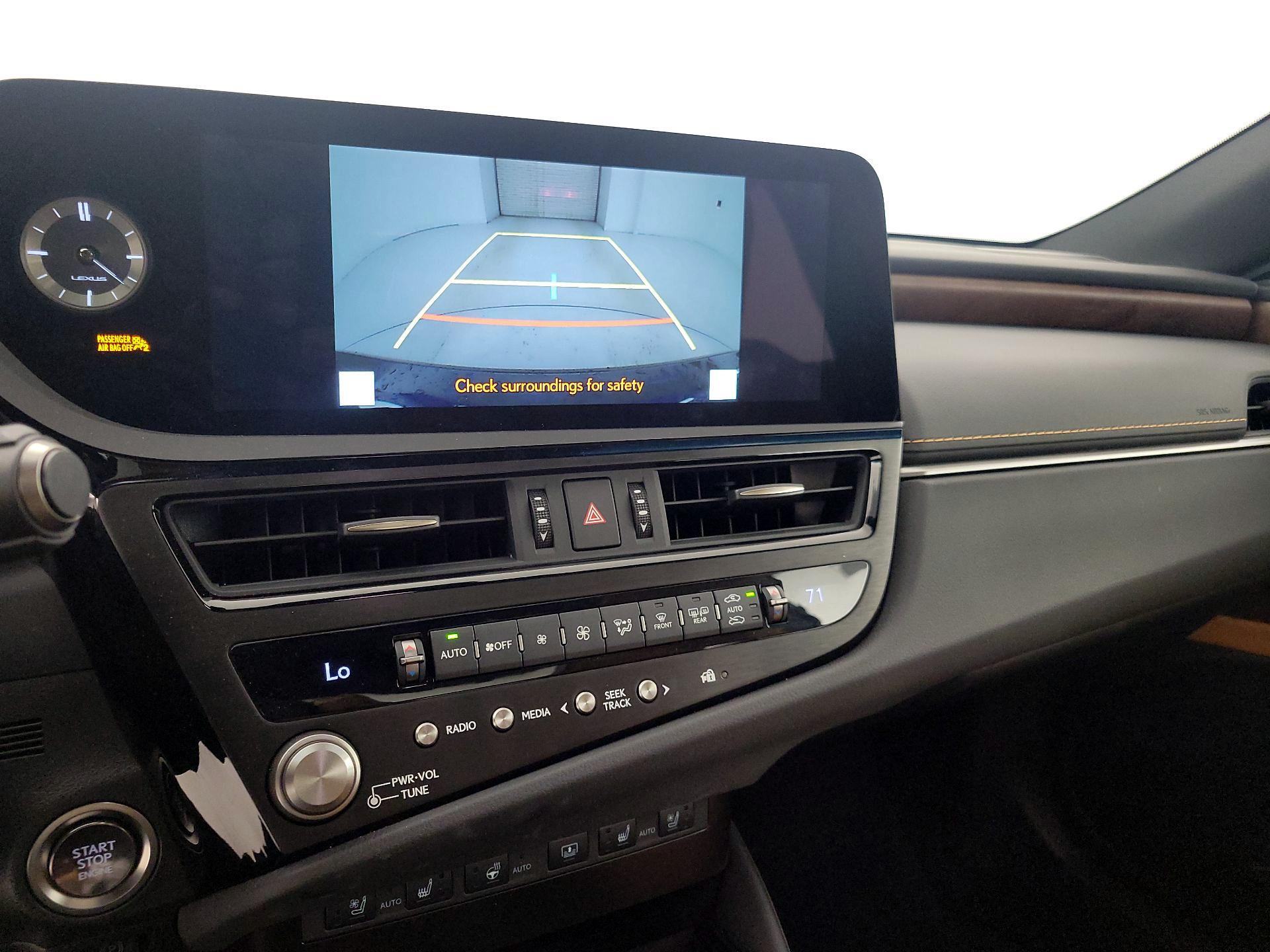 Thumbnail: 2025 Lexus ES - 14