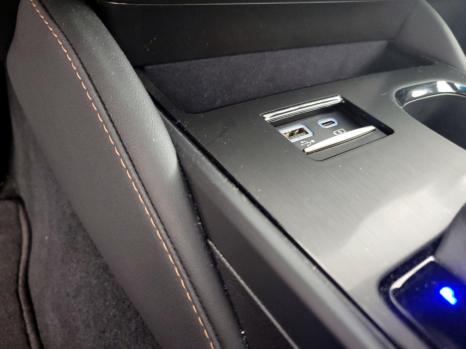 Thumbnail: 2025 Lexus ES - 18